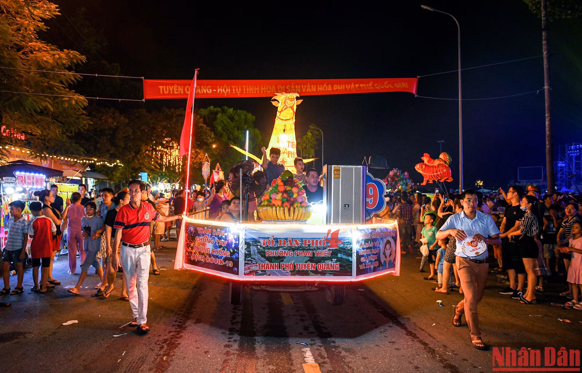 Đêm hội Thành Tuyên trở thành nơi hội tụ tinh hoa Di sản văn hóa phi vật thể quốc gia, được người dân cả nước quan tâm hướng về Tuyên Quang.