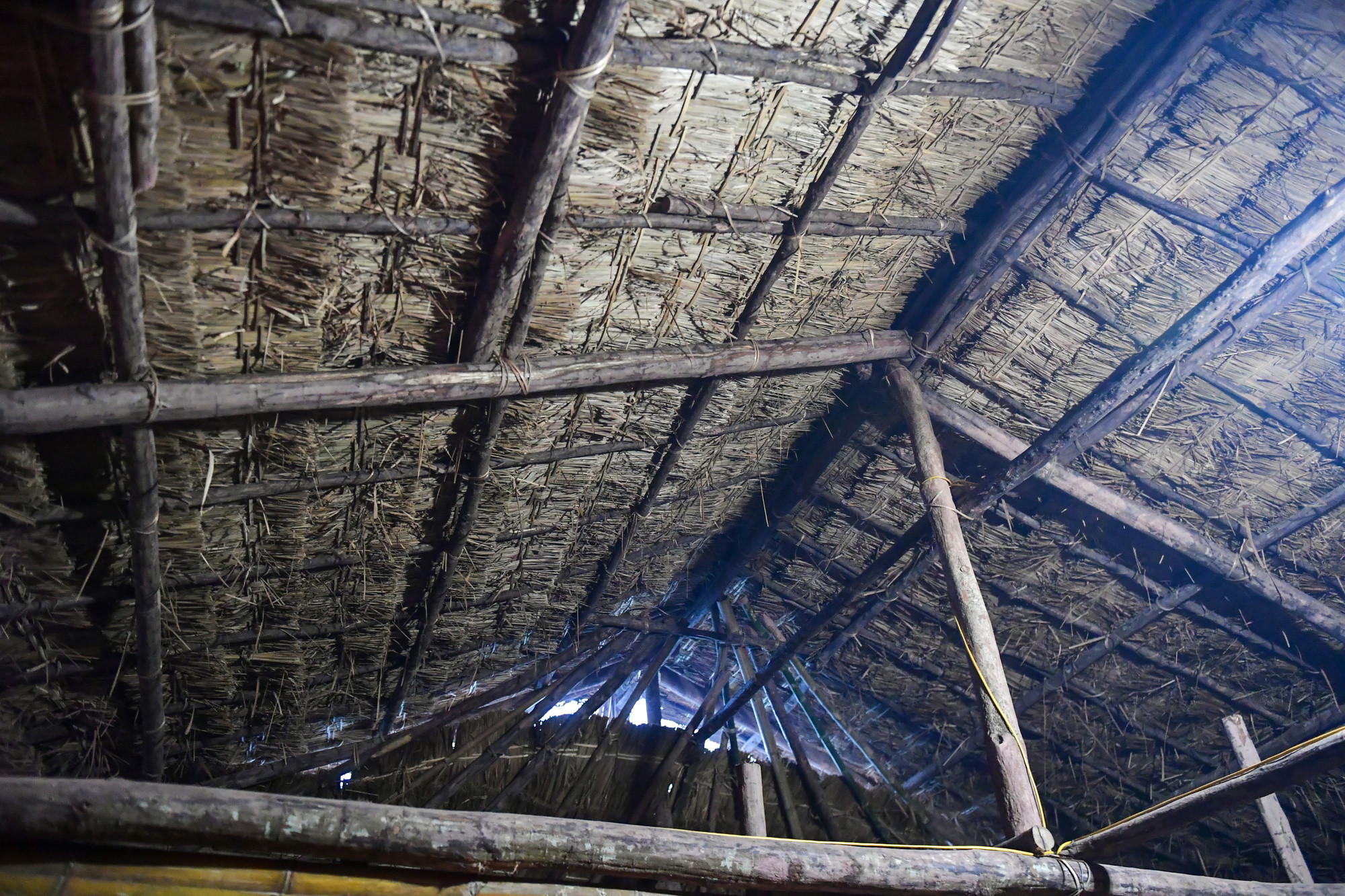 [Ảnh] Ngôi nhà trình tường cuối cùng ở ngã ba biên giới ảnh 7