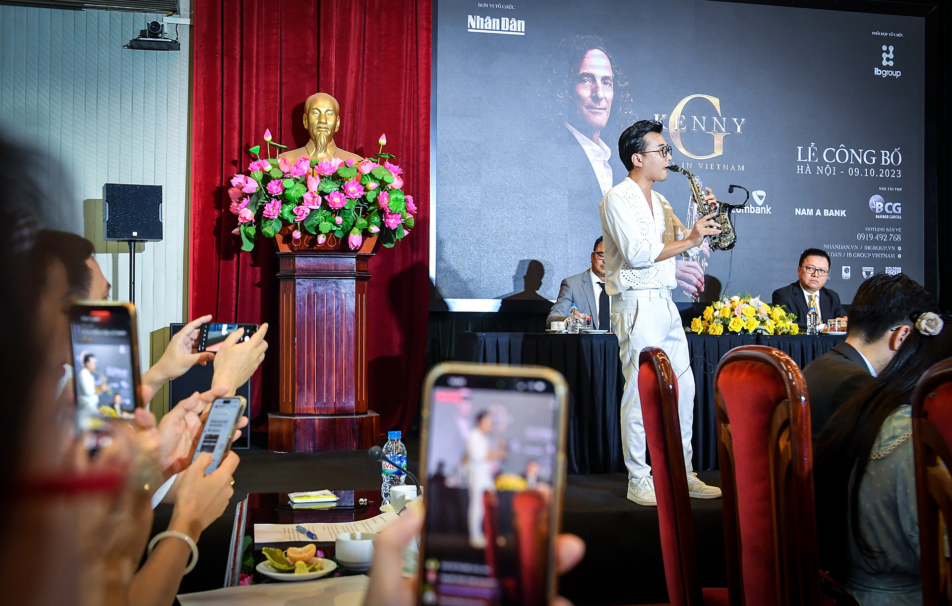 [Ảnh] Họp báo Lễ công bố chính thức sự kiện "Kenny G Live In Vietnam” ảnh 5