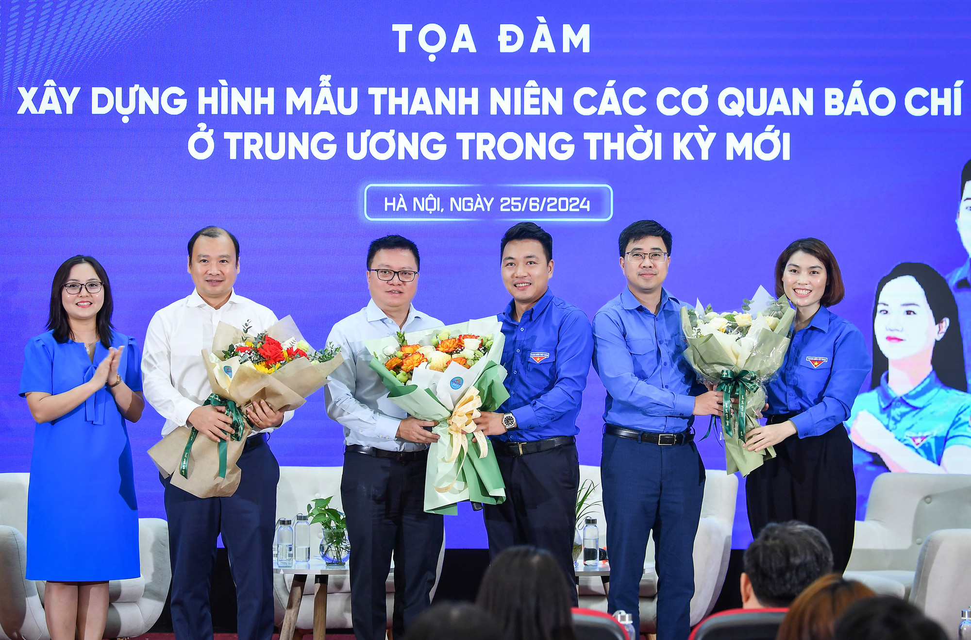 [Ảnh] Tọa đàm “Xây dựng hình mẫu thanh niên các cơ quan báo chí ở Trung ương trong thời kỳ mới” ảnh 13