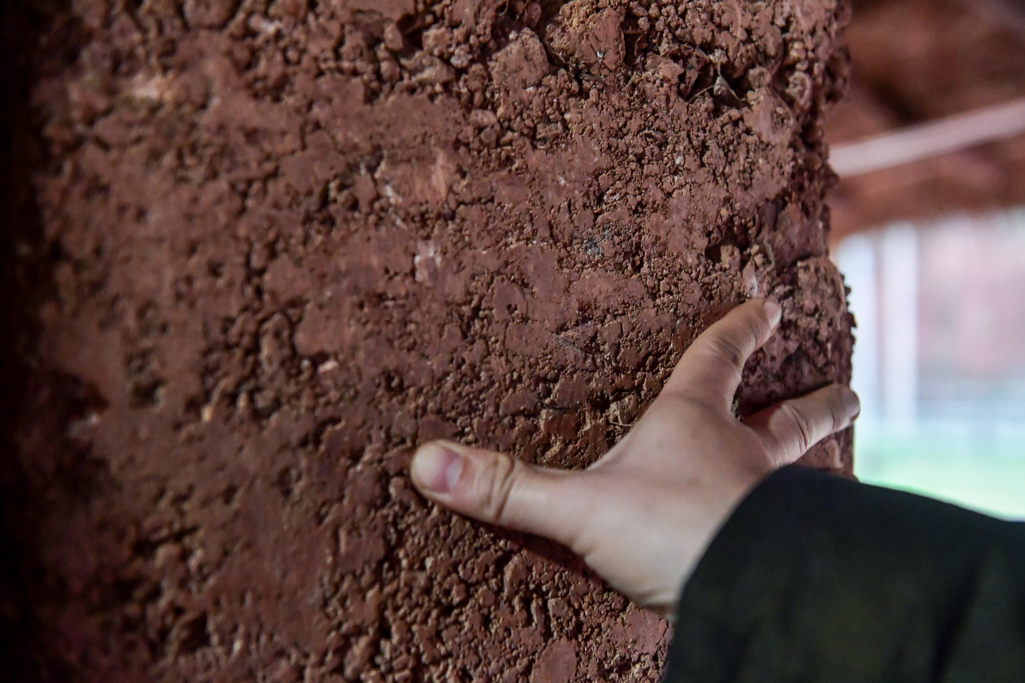 [Ảnh] Ngôi nhà trình tường cuối cùng ở ngã ba biên giới ảnh 4