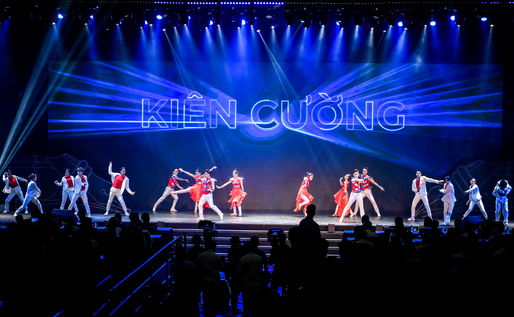 [Ảnh] Lễ trao Giải Báo chí quốc gia lần thứ XVIII: Ấn tượng, hiện đại và sáng tạo ảnh 7