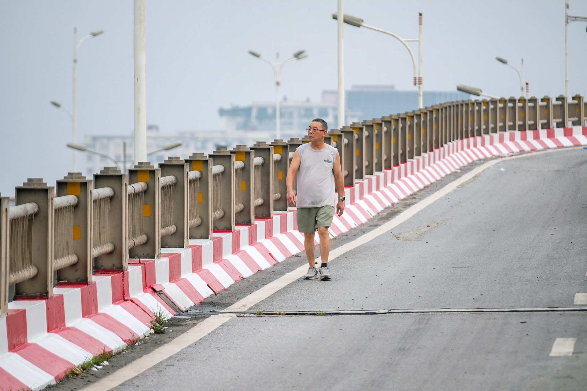 [Ảnh] Ngắm cầu Vĩnh Tuy 2 trước ngày thông xe ảnh 4