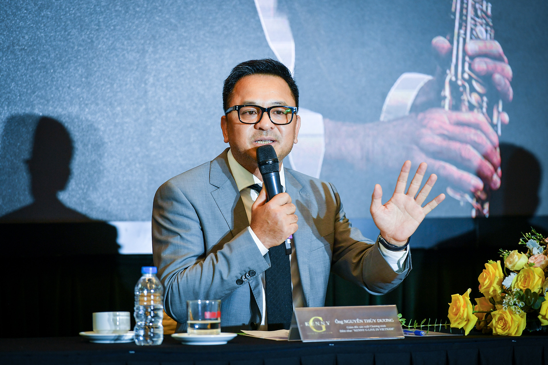 [Ảnh] Họp báo Lễ công bố chính thức sự kiện "Kenny G Live In Vietnam” ảnh 12