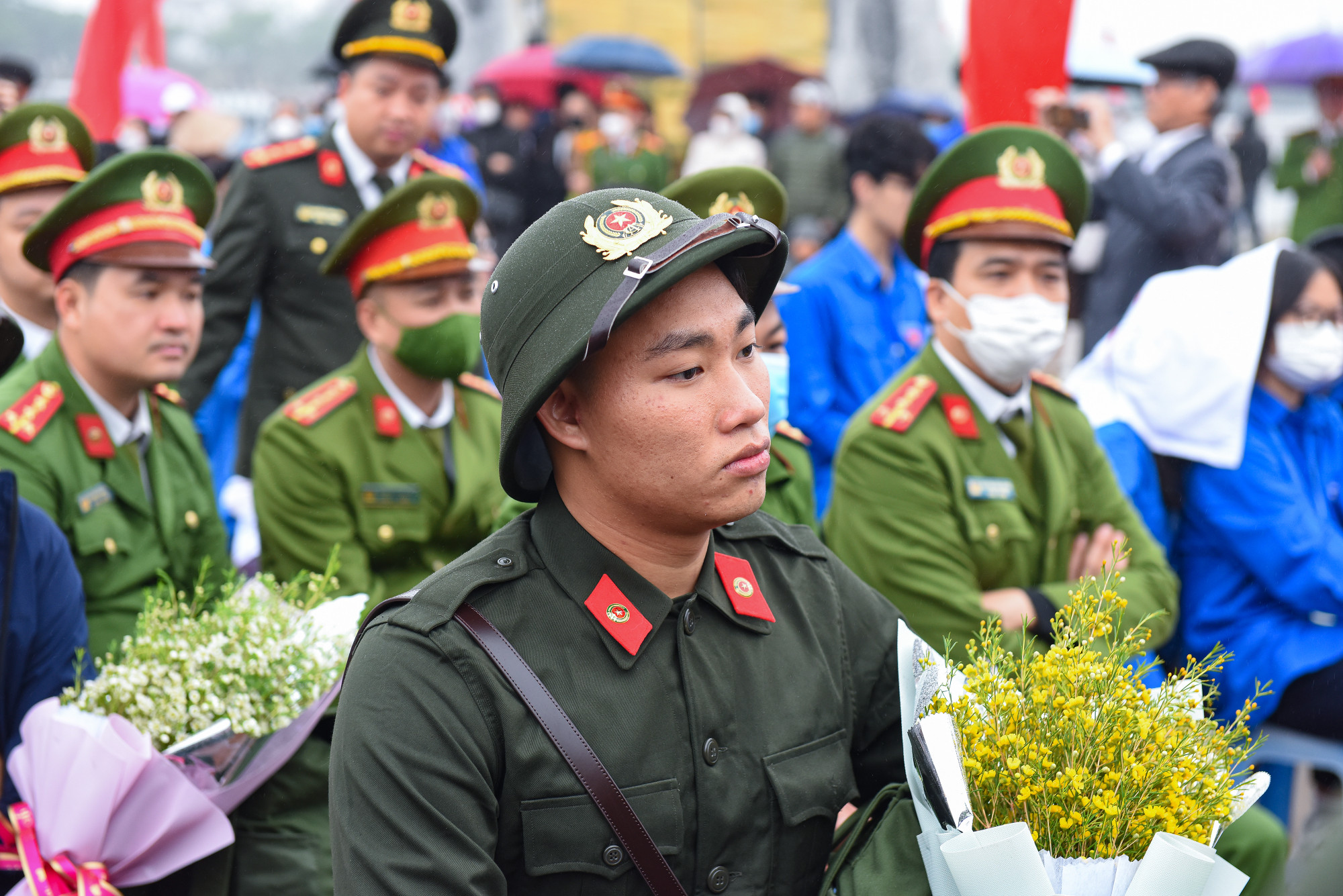 Tân binh Đào Hải Nam, năm nay 24 tuổi, sẽ tham gia nghĩa vụ công an nhân dân. Nam cho biết: Trong thời gian tới đây, em sẽ phấn đấu và nỗ lực hết mình để rèn luyện cũng như hoàn thành tốt các nhiệm vụ được giao.