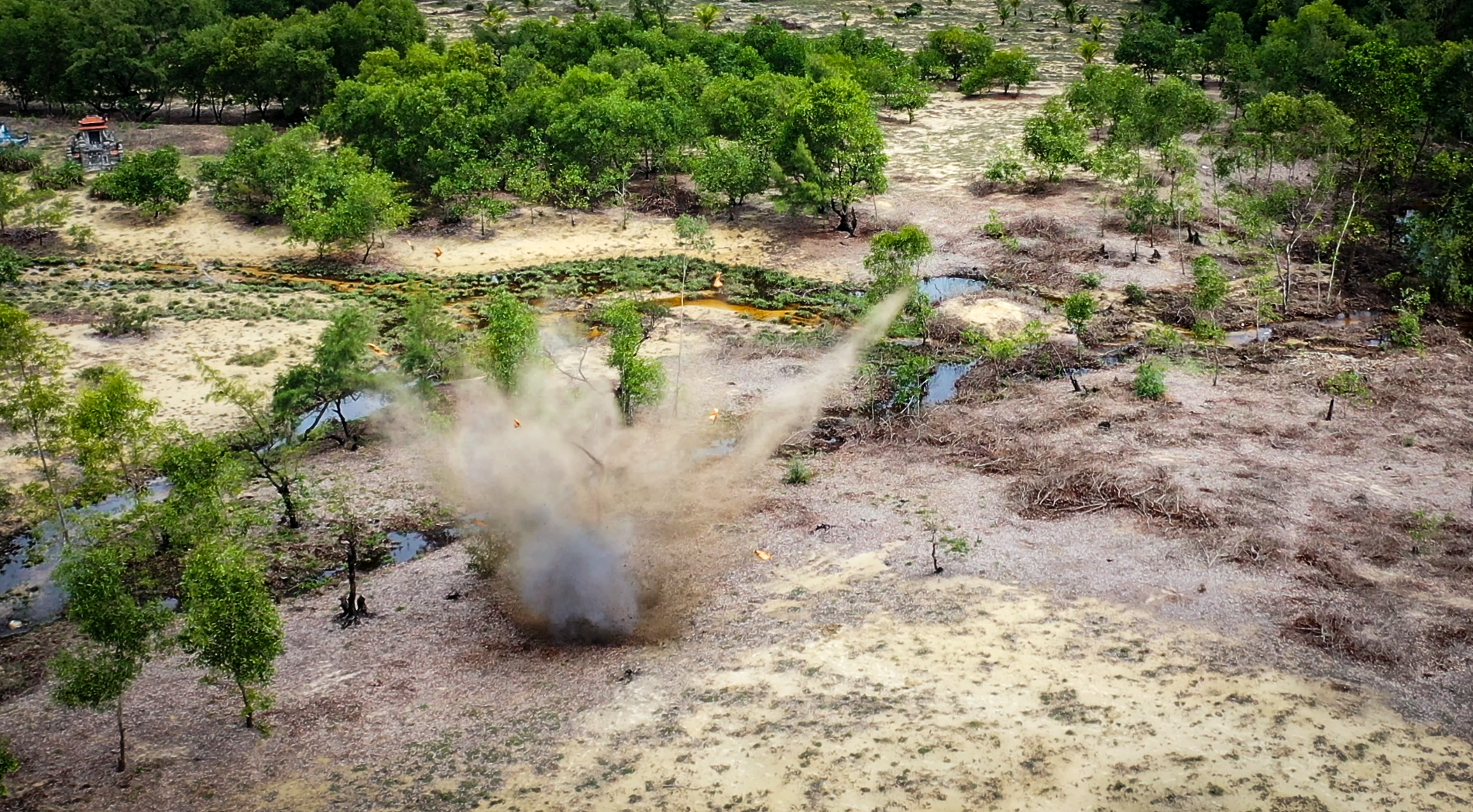 Đầu đạn M79 được kích nổ thành công.