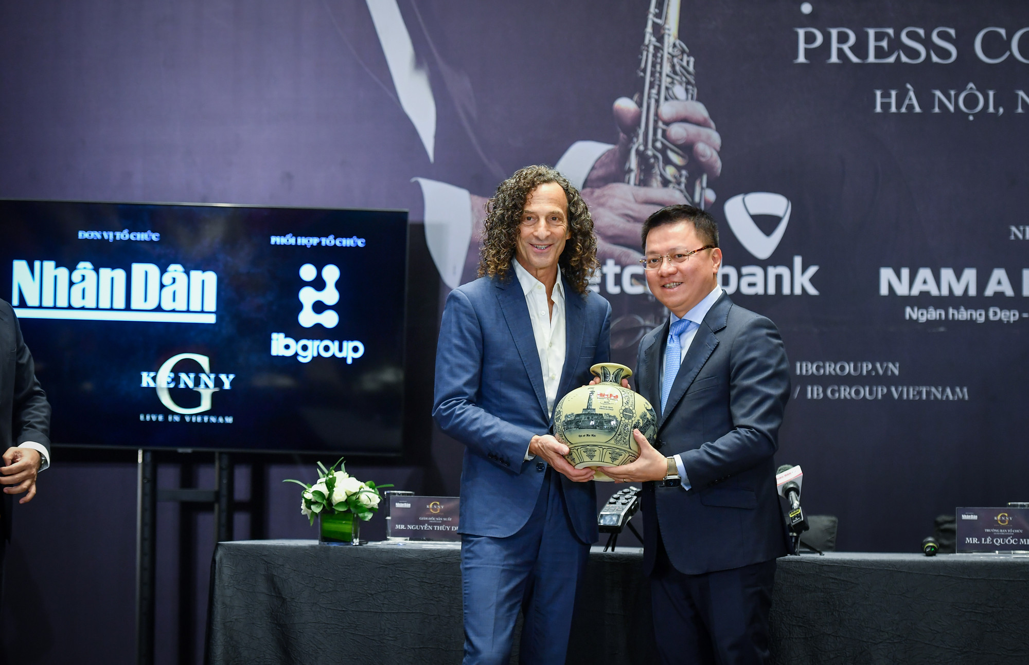 [Ảnh] Buổi gặp gỡ báo chí của Kenny G trước ngày công diễn ảnh 12