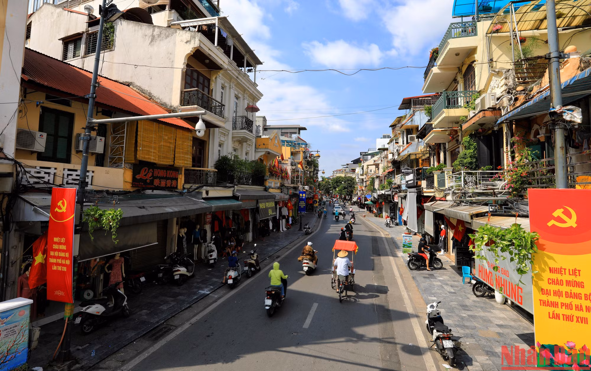 Khu Phố Cổ - nét đặc trưng của Hà Nội, là địa điểm được du khách yêu thích khám phá. (Ảnh: THÀNH ĐẠT)