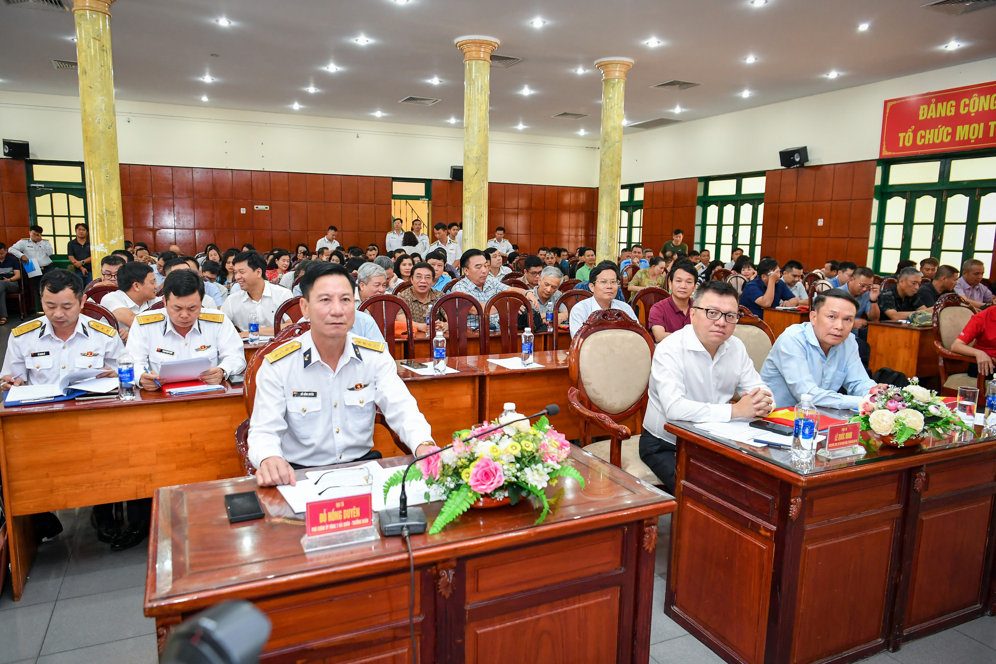 Quang cảnh buổi họp Đoàn công tác số 25.