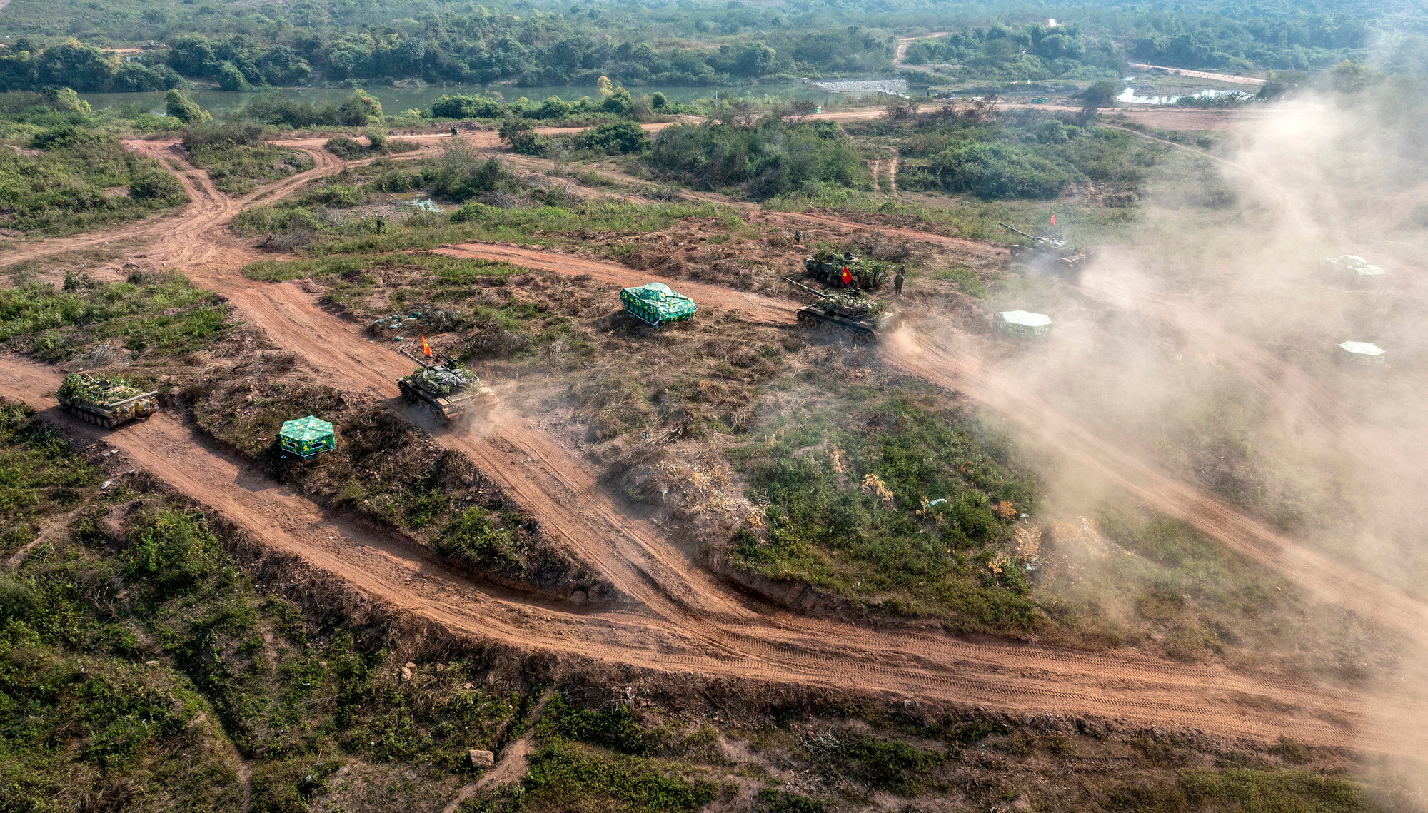 [Ảnh] Cận cảnh dàn xe tăng T-54/55 cải tiến của lực lượng Tăng-thiết giáp ảnh 2