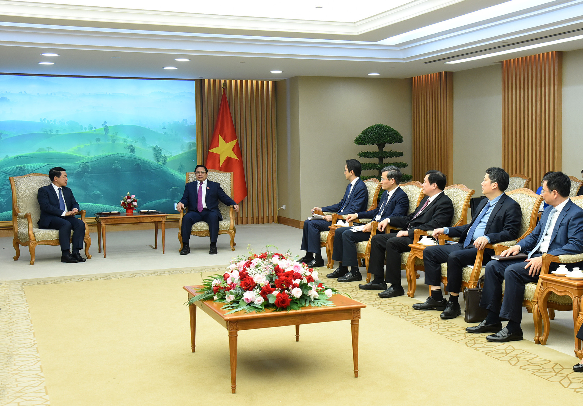 [Ảnh] Thủ tướng Phạm Minh Chính tiếp Phó Thủ tướng, Bộ trưởng Ngoại giao Lào ảnh 7