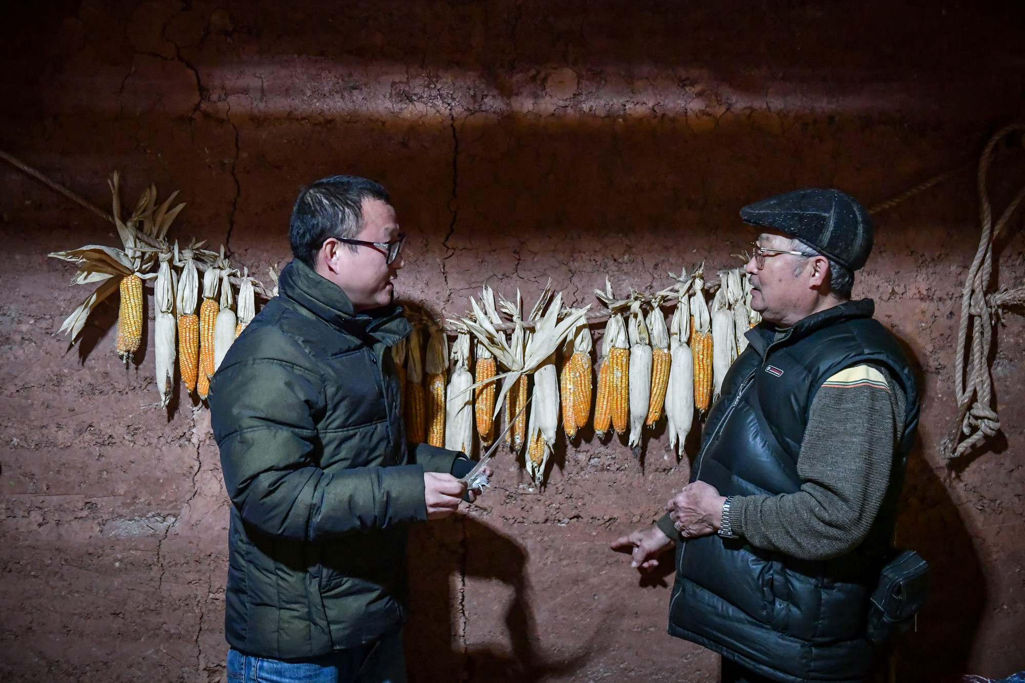 [Ảnh] Ngôi nhà trình tường cuối cùng ở ngã ba biên giới ảnh 12