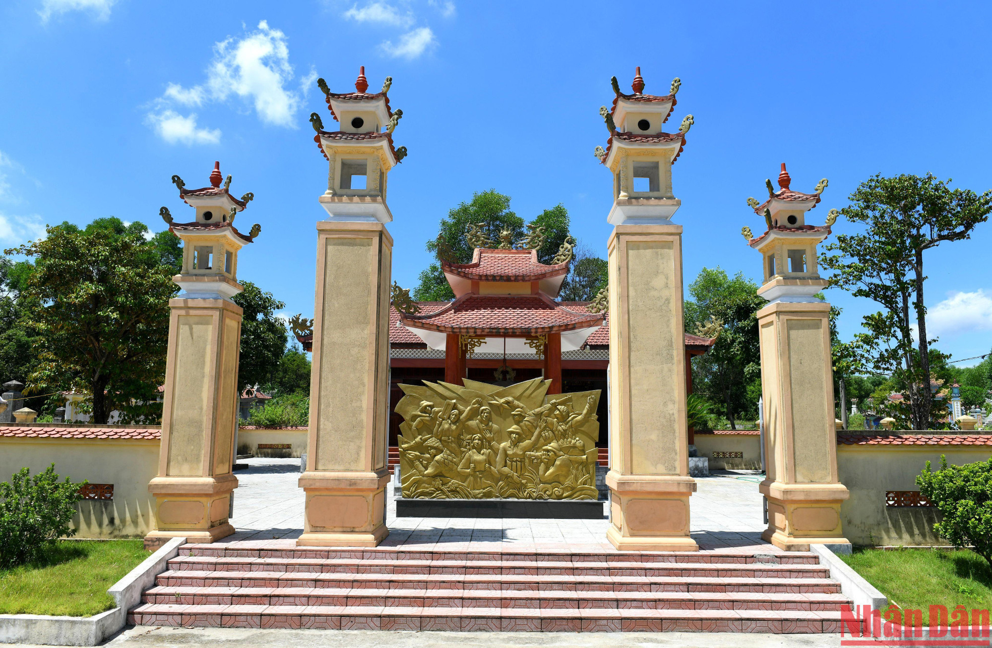 Khu tưởng niệm các Mẹ Việt Nam Anh hùng xã Hải Thượng.