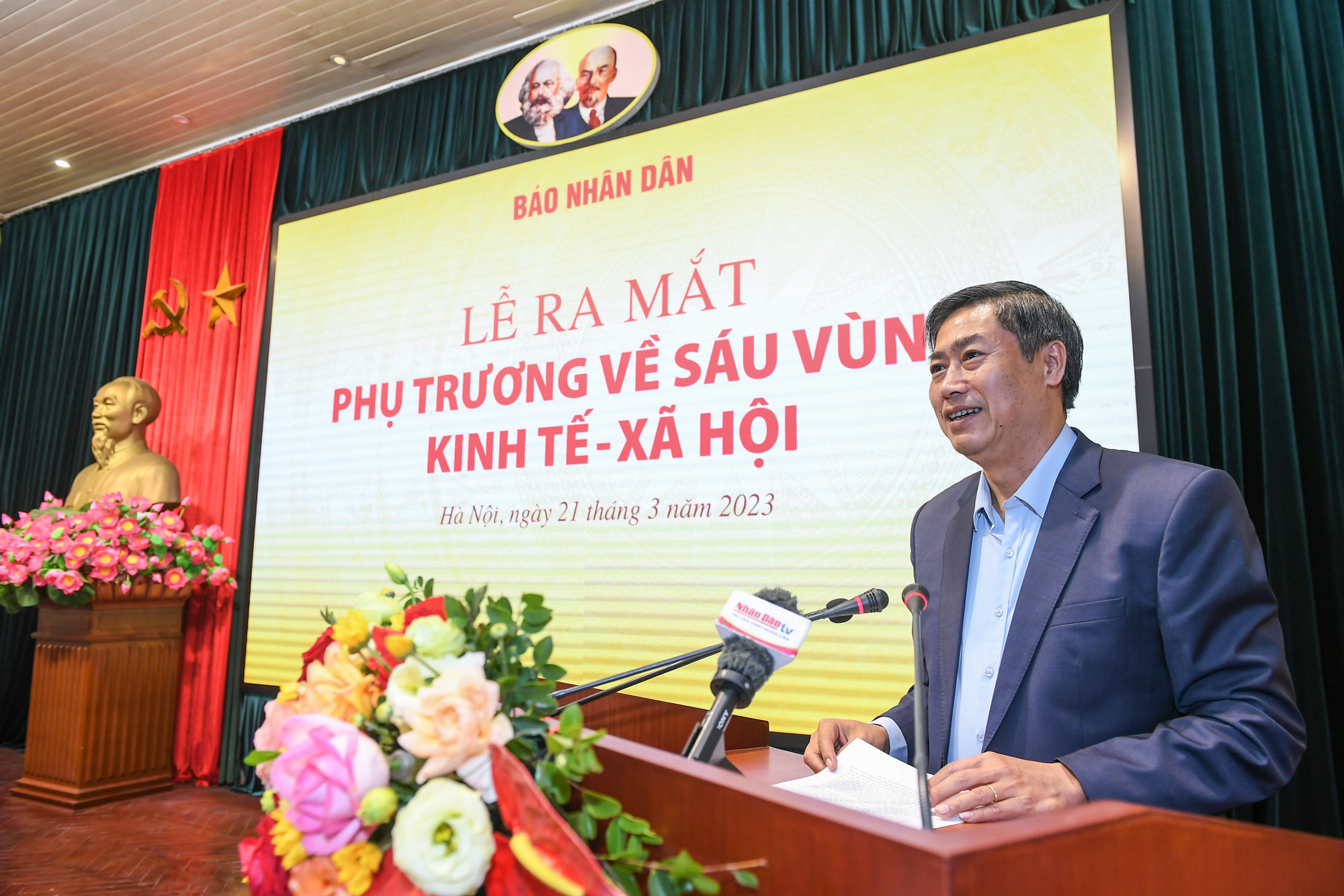 [Ảnh] Báo Nhân Dân ra mắt phụ trương về sáu vùng kinh tế-xã hội ảnh 6