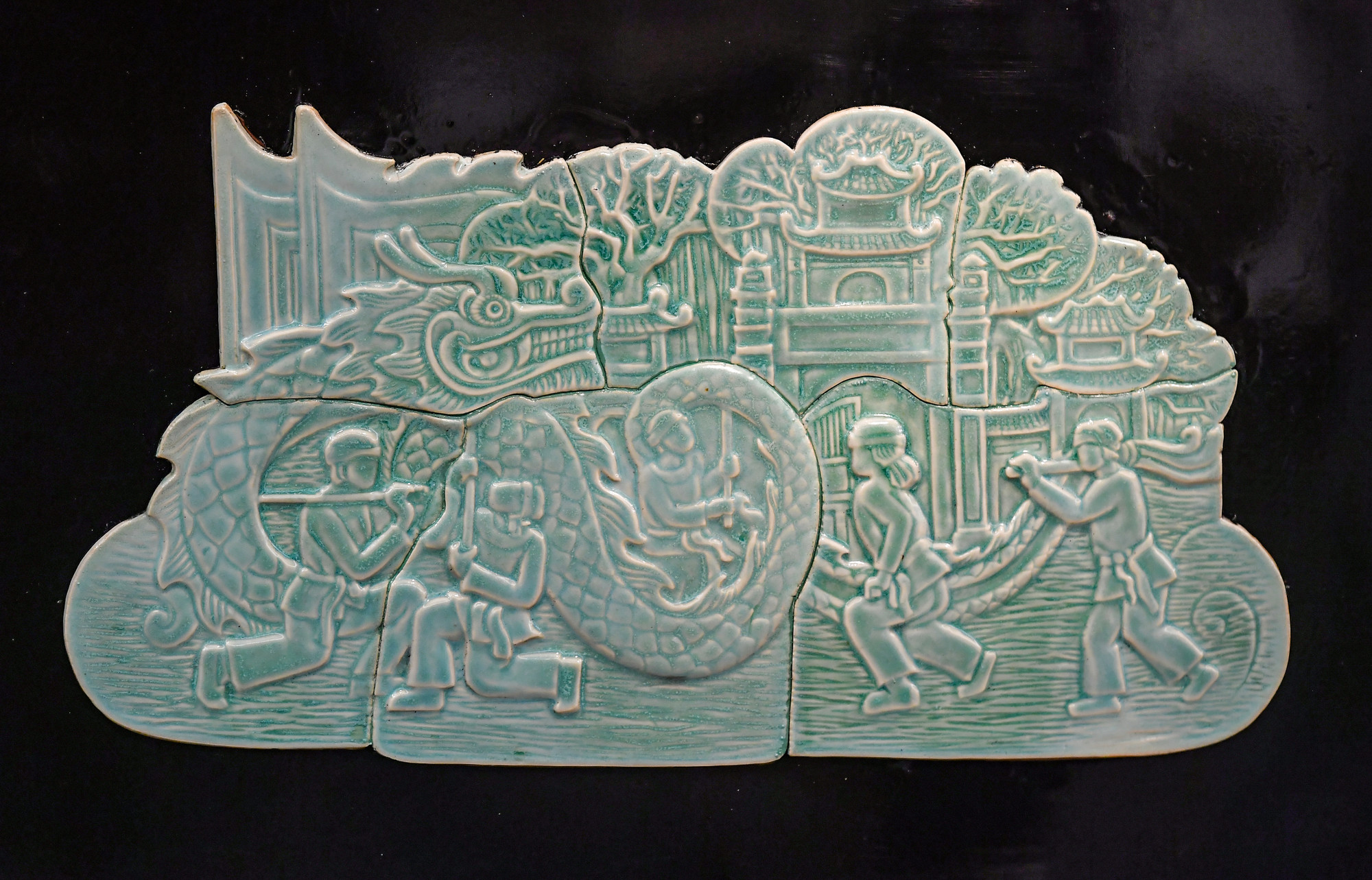 Tác phẩm "Múa rồng" của tác giả Dương Hồng Hạnh, đoạt giải Ba.