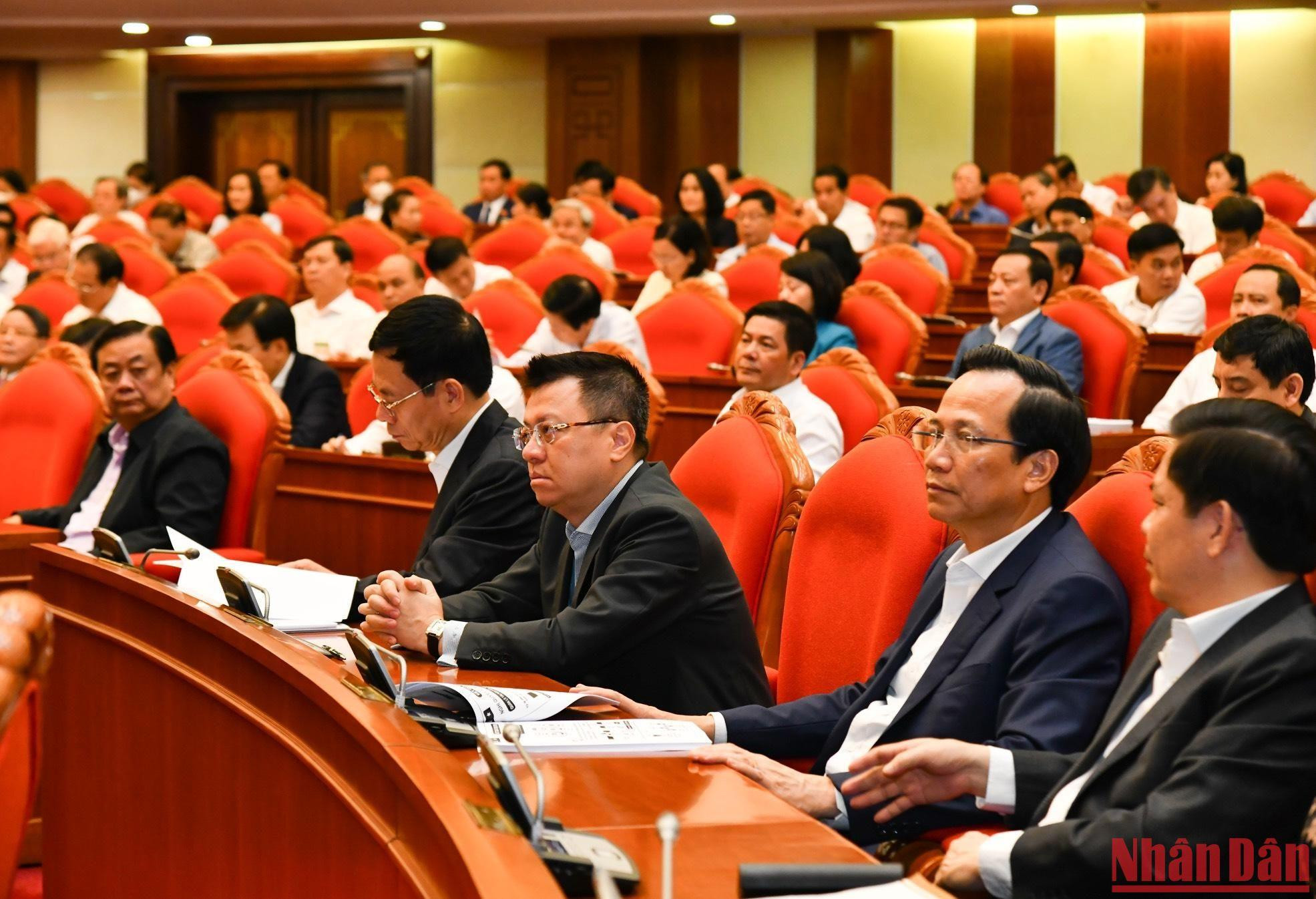 Các đại biểu dự hội nghị.