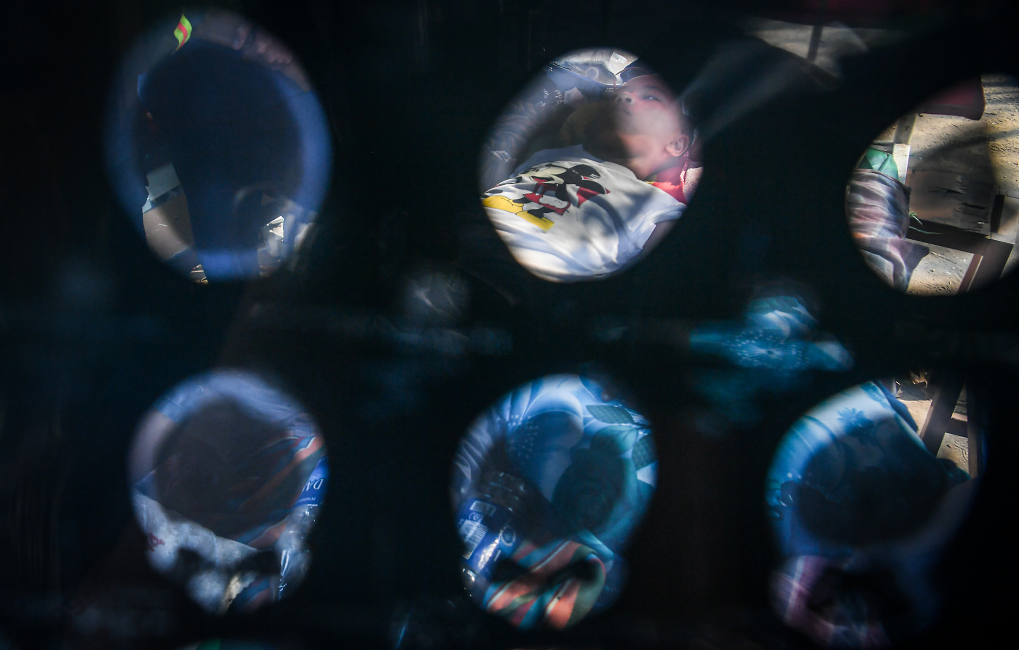 [Ảnh] Những nụ cười trẻ thơ - niềm hy vọng sau thảm họa động đất tại Myanmar ảnh 4