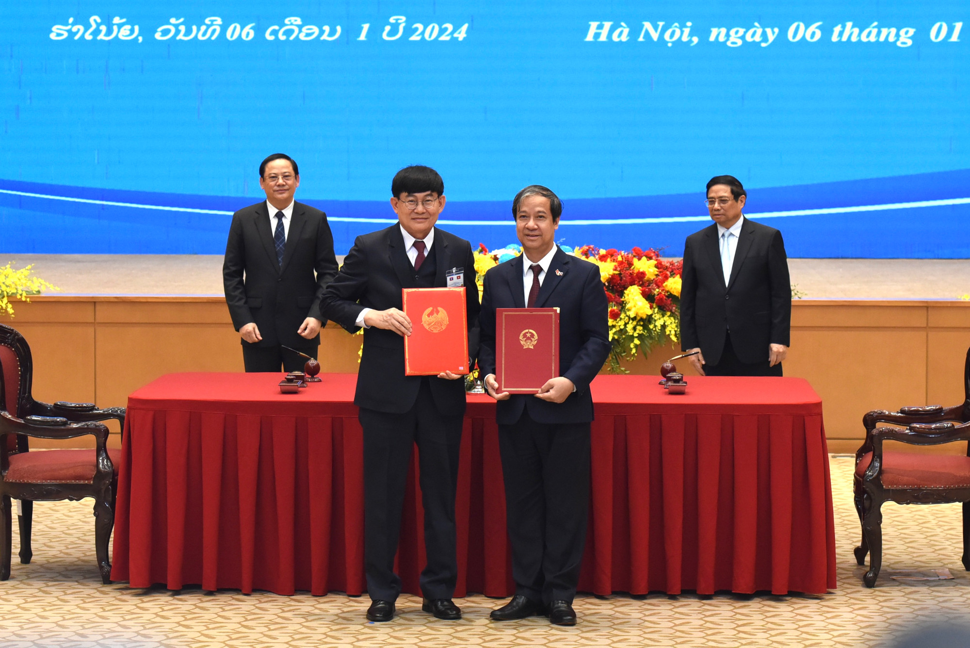 Bản ghi nhớ về Kế hoạch hợp tác năm 2024 giữa Bộ Giáo dục và Đào tạo nước Cộng hòa xã hội chủ nghĩa Việt Nam và Bộ Giáo dục và Thể thao nước Cộng hòa Dân chủ Nhân dân Lào.