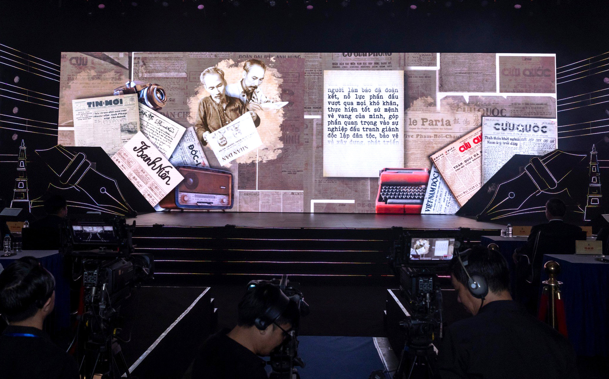 [Ảnh] Lễ trao Giải Báo chí quốc gia lần thứ XVIII: Ấn tượng, hiện đại và sáng tạo ảnh 1