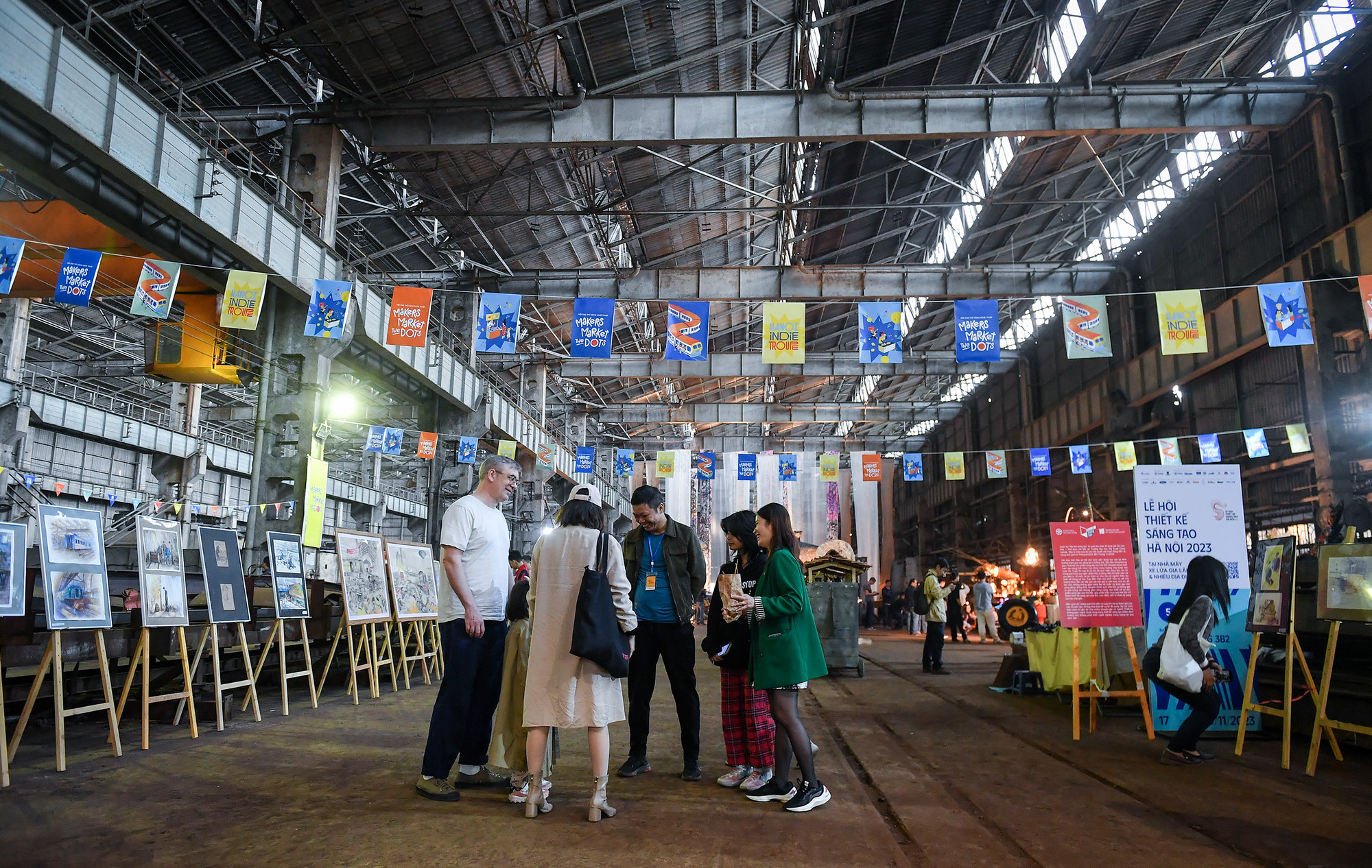 [Ảnh] Khám phá "không gian nghệ thuật" tại Nhà máy Xe lửa Gia Lâm ảnh 12