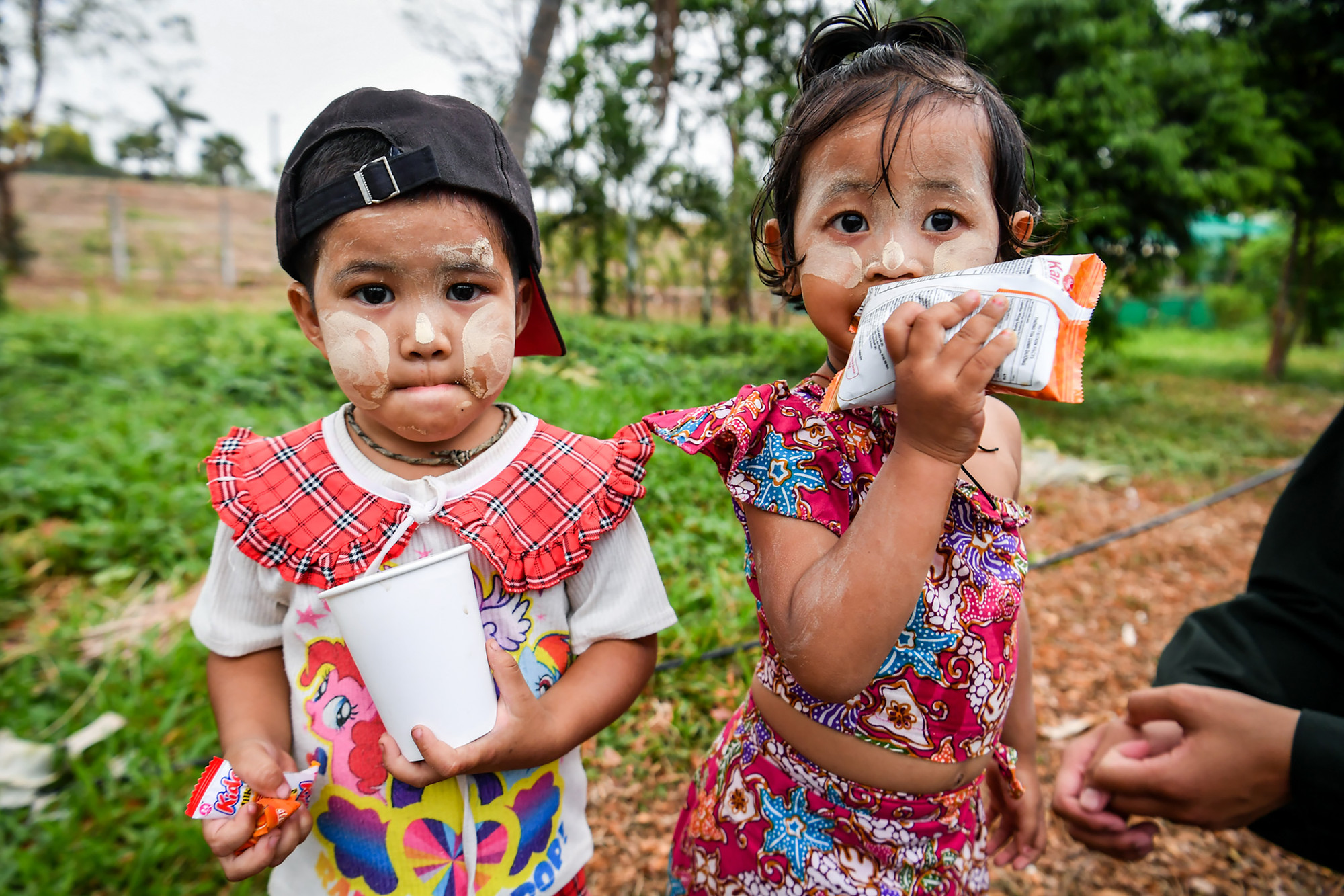 [Ảnh] Những nụ cười trẻ thơ - niềm hy vọng sau thảm họa động đất tại Myanmar ảnh 16