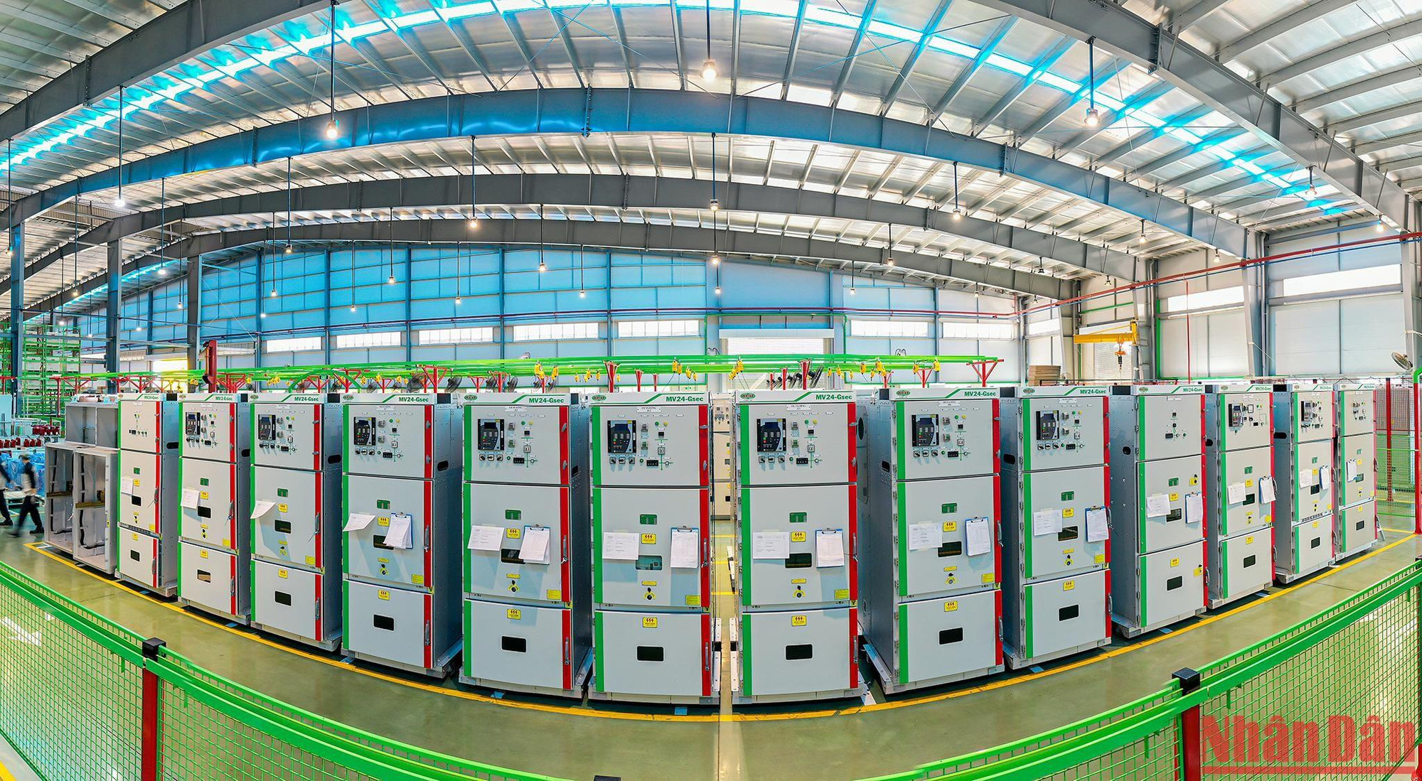 Các dòng sản phẩm tủ trung thế với chất lượng, đạt chuẩn quốc tế của Công ty Cổ phần Kỹ thuật Công nghiệp Á Châu.