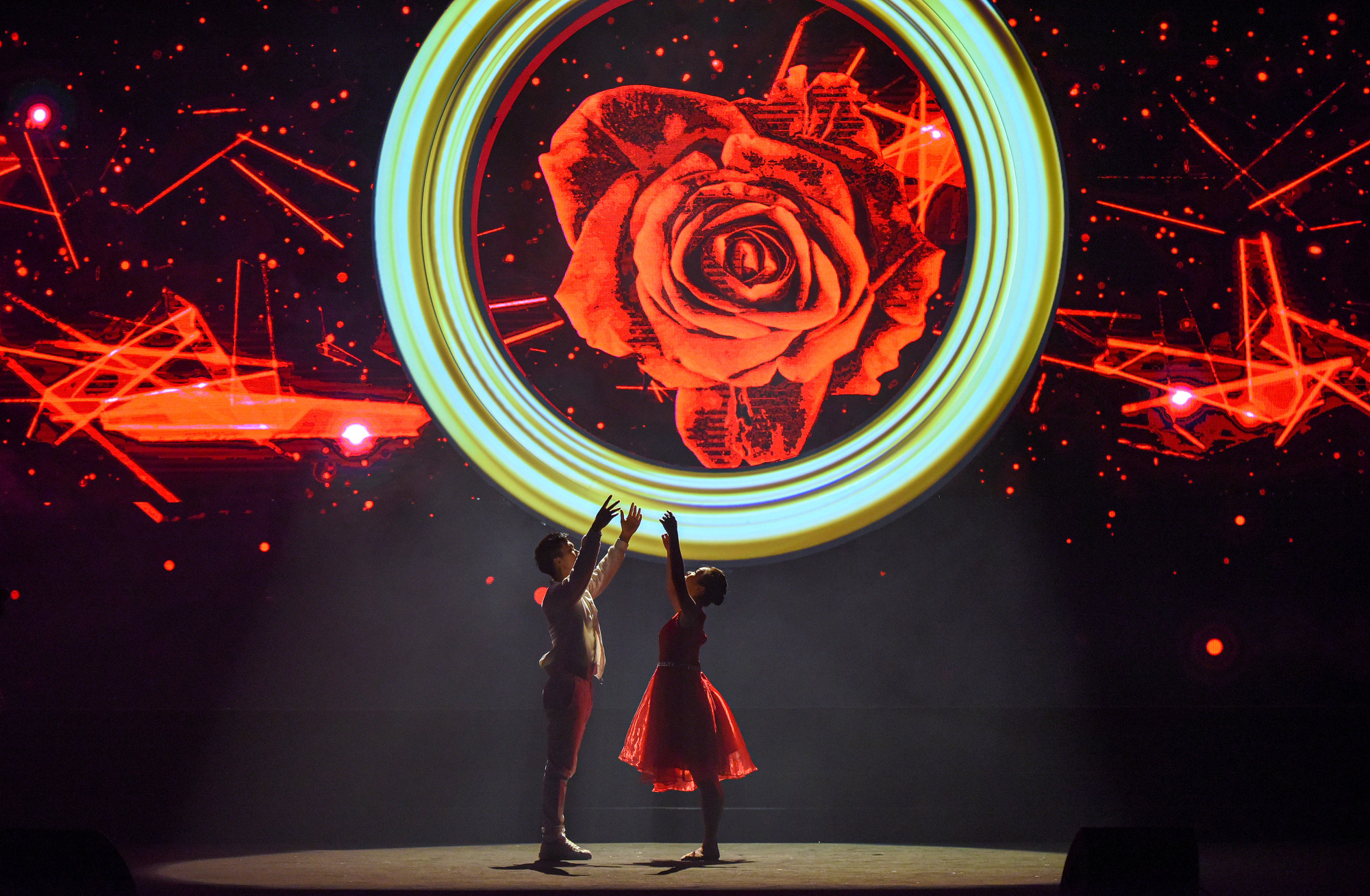 Màn trình diễn ấn tượng với công nghệ 3D Mapping.