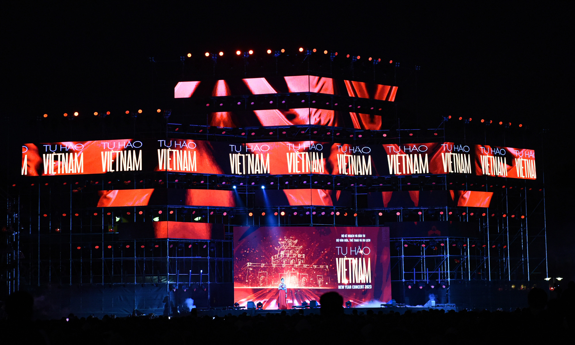 Chương trình "Tự hào Việt Nam" chào đón năm mới 2023. (Ảnh: THÀNH ĐẠT)
