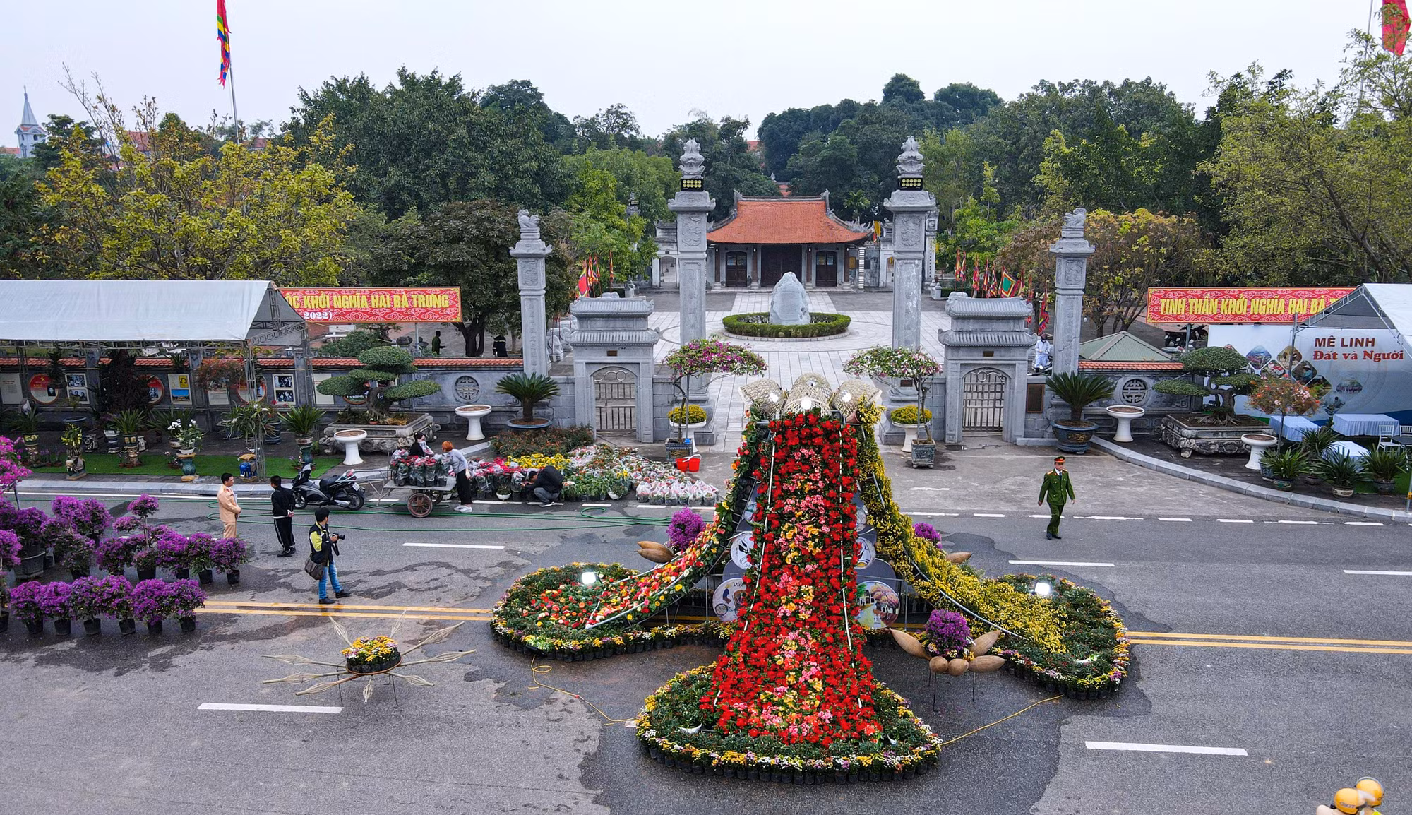 Huyện Mê Linh tổ chức chuỗi các hoạt động chào mừng, diễn ra trong 3 ngày, từ ngày 09/12 đến ngày 11/12/2022, tại Khu di tích quốc gia đặc biệt Đền Hai Bà Trưng.