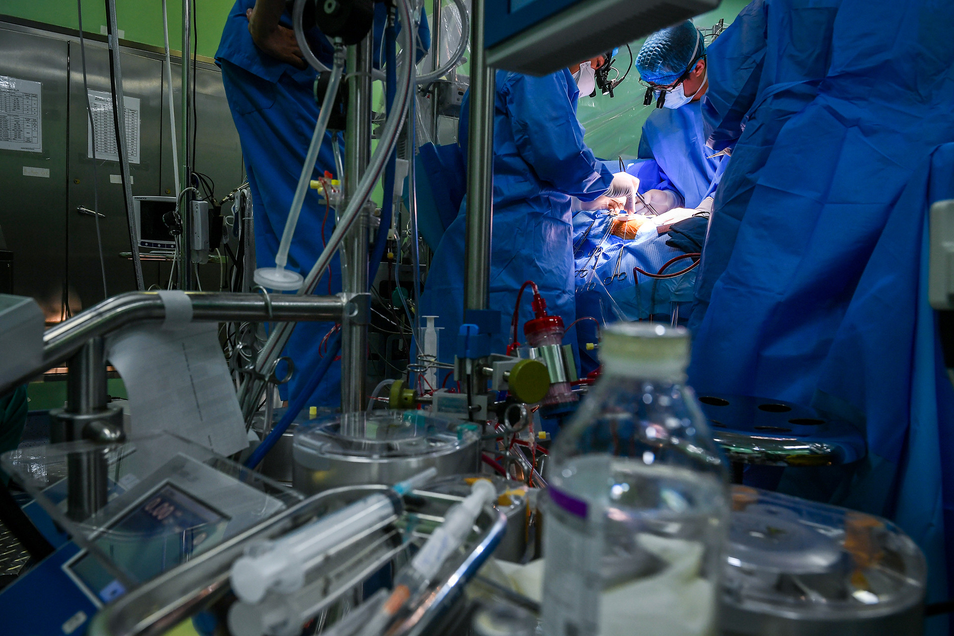 [Ảnh] Cận cảnh ca mổ thứ 700 trường hợp tim bẩm sinh với kỹ thuật ít xâm lấn ảnh 9