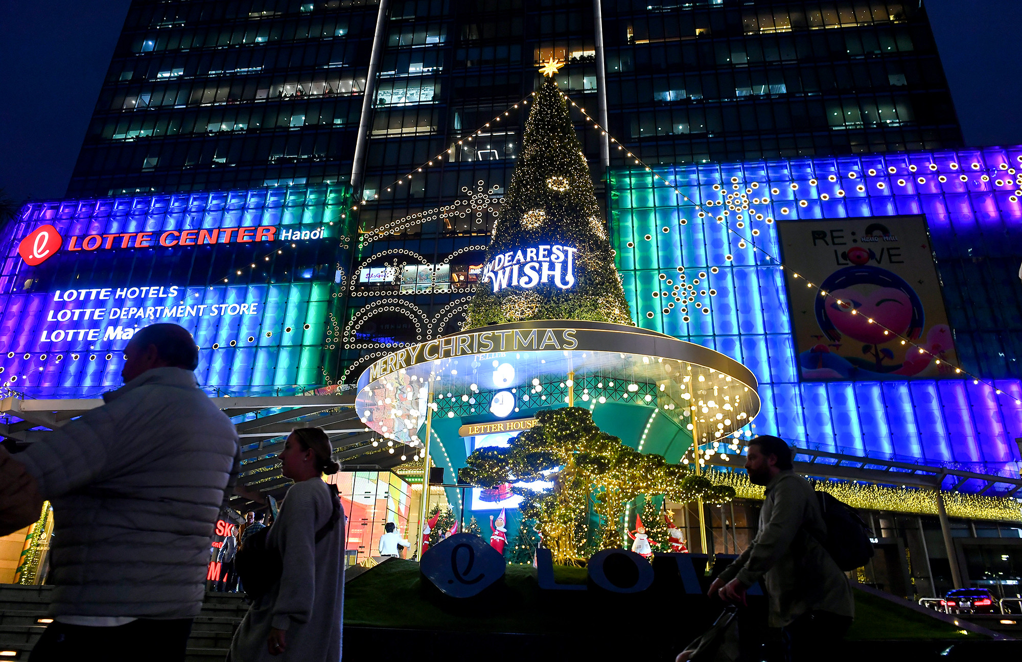 Mỗi mùa Giáng sinh, nơi đây đều gây được sự chú ý, thu hút sự chú ý của nhiều người qua lại.