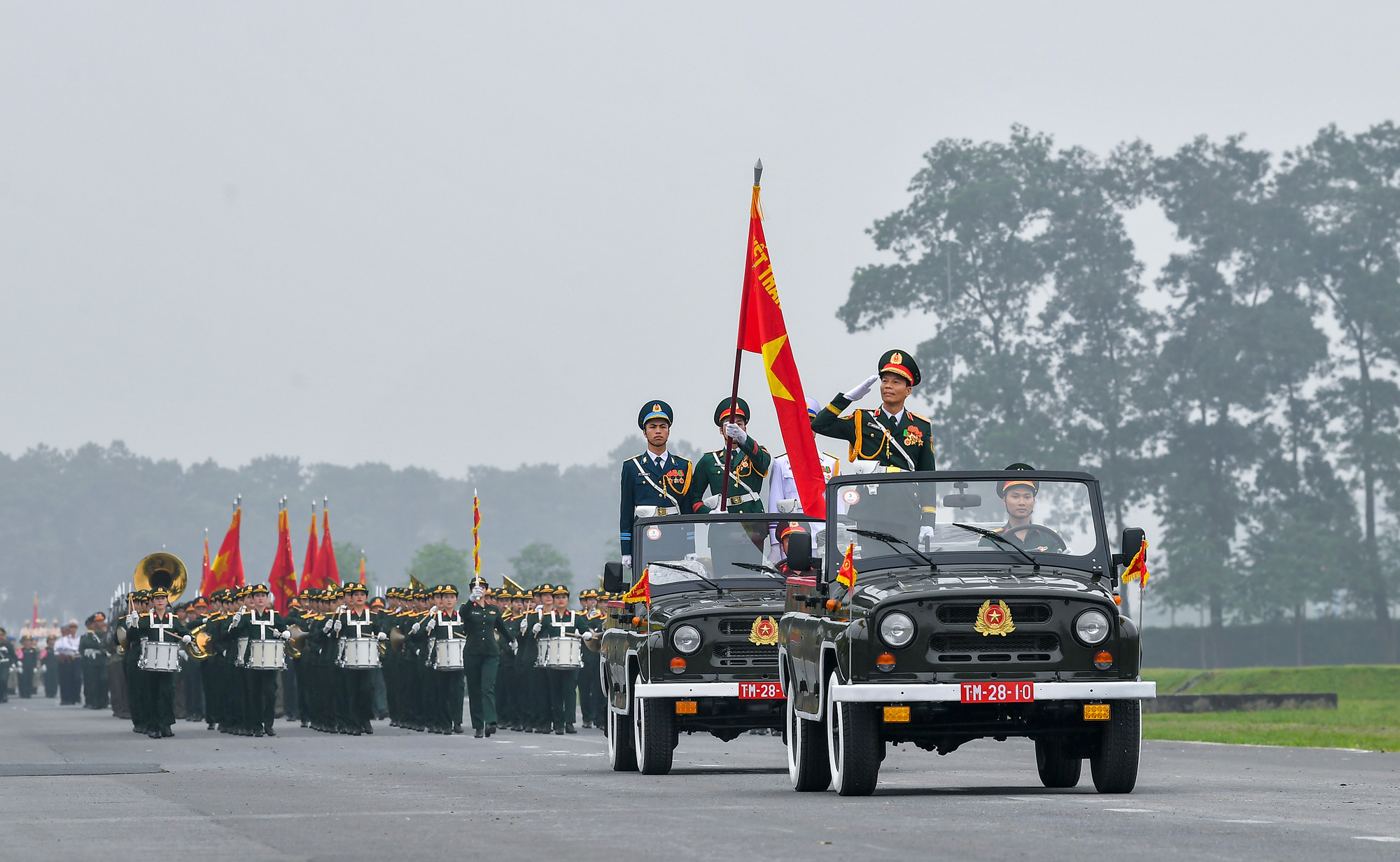 [Ảnh] Hợp luyện diễu binh, diễu hành kỷ niệm 70 năm Chiến thắng Điện Biên Phủ ảnh 3