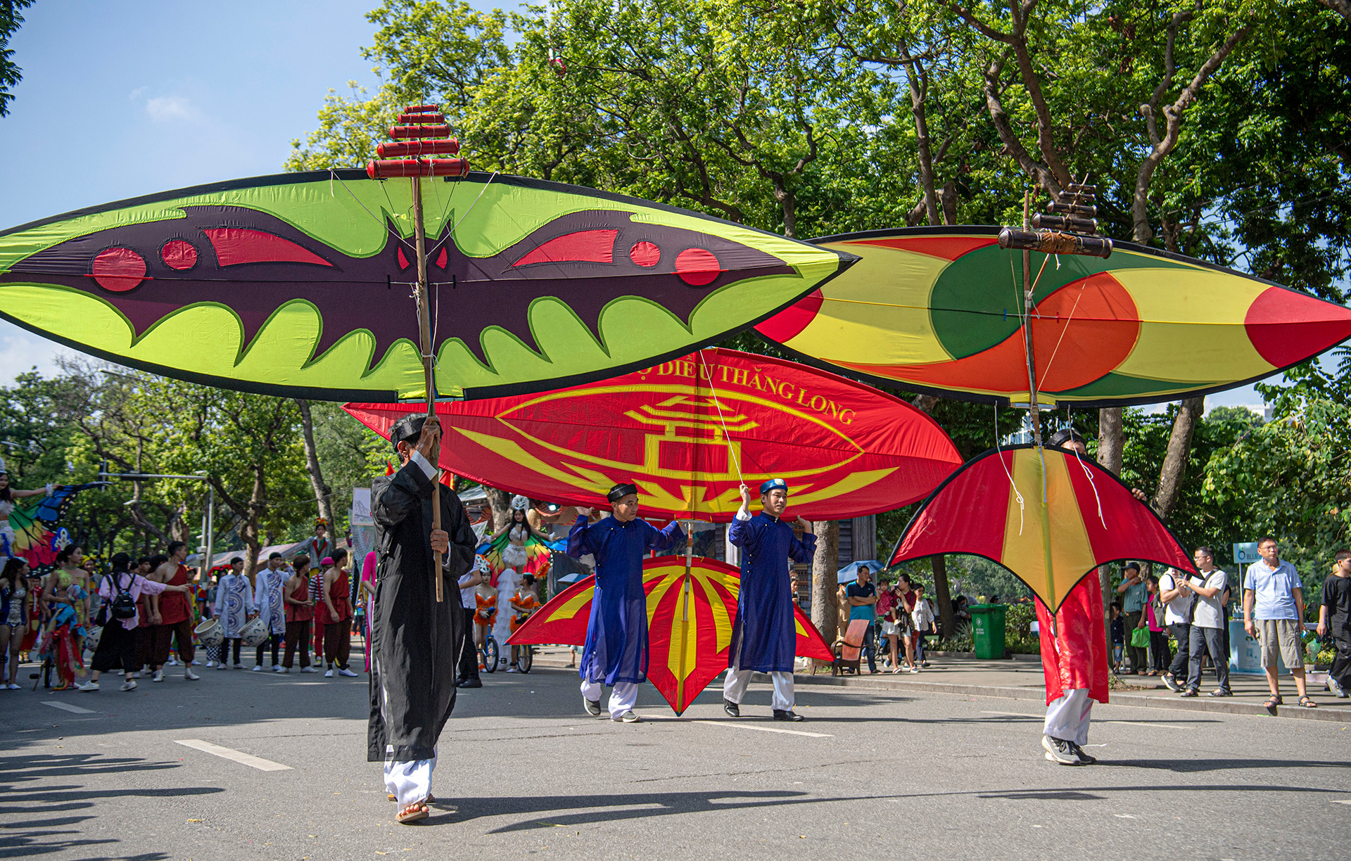 Phó Giám đốc Trung tâm Xúc tiến Đầu tư, Thương mại, Du lịch Hà Nội Nguyễn Thị Mai Anh cho biết: Carnaval Thu Hà Nội là điểm nhấn của Festival Thu Hà Nội. Chương trình được chuẩn bị công phu, kỹ lưỡng, nhận được sự đồng tình, ủng hộ của các quận, huyện, các đoàn thể, doanh nghiệp du lịch. Đây cũng là hoạt động nhằm quảng bá hình ảnh du lịch Hà Nội, thu hút ngày càng nhiều hơn du khách du lịch đến với Thủ đô.