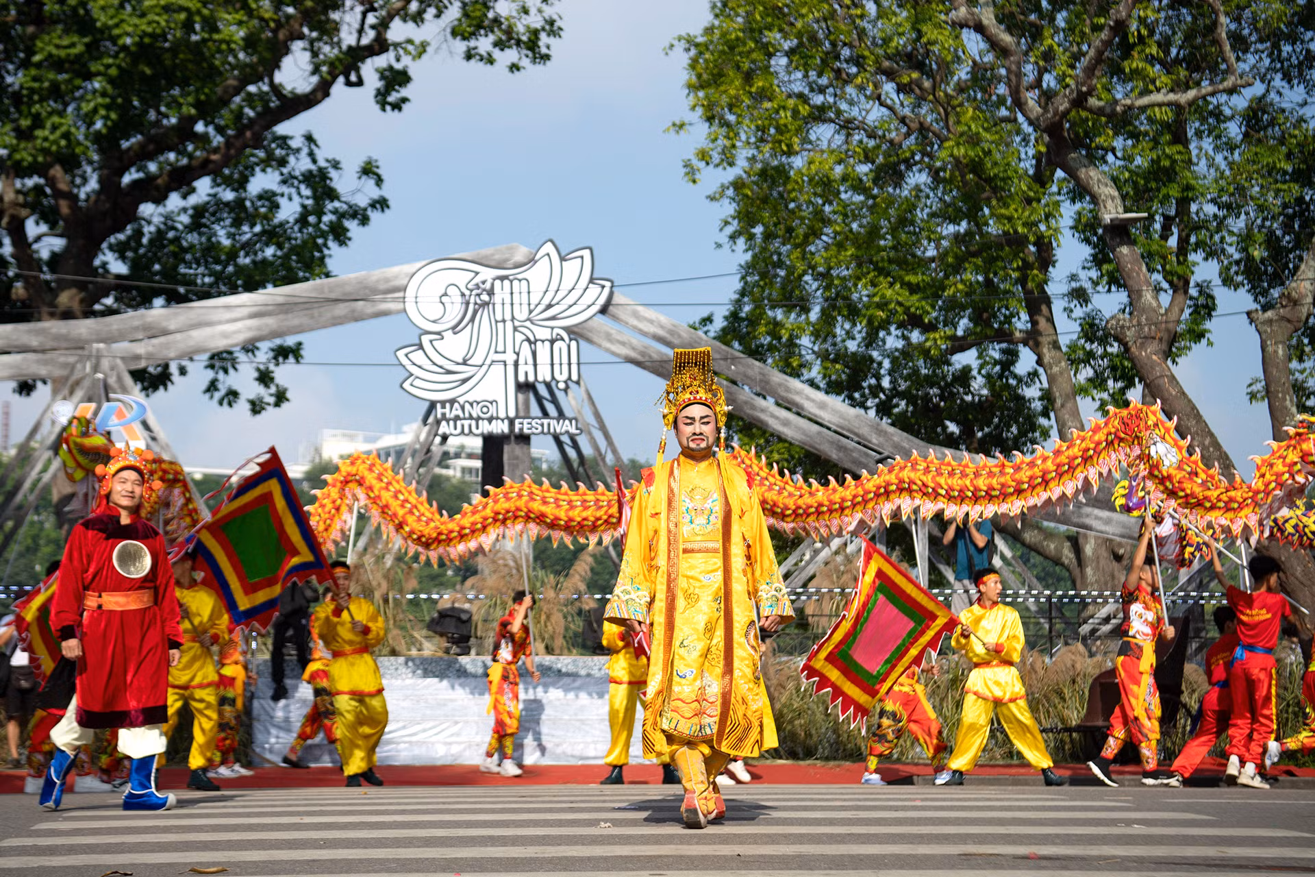 Màn trình diễn với chủ đề “Hào khí Thăng Long”.