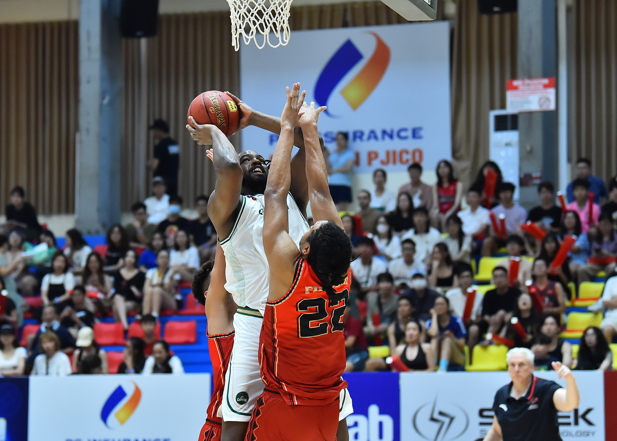 [Ảnh] VBA 2023: Thang Long Warriors thắng nhọc Cantho Catfish ảnh 3