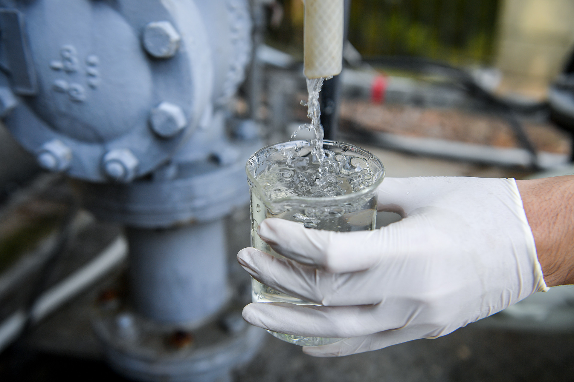 [Ảnh] Nước thải sinh hoạt được xử lý thế nào trước khi "đổ vào" hồ Trúc Bạch? ảnh 14