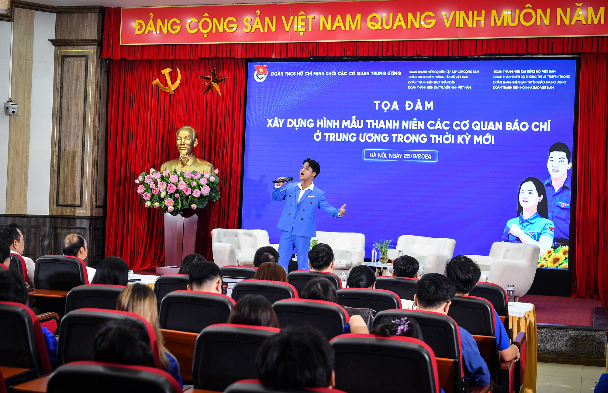 [Ảnh] Tọa đàm “Xây dựng hình mẫu thanh niên các cơ quan báo chí ở Trung ương trong thời kỳ mới” ảnh 3