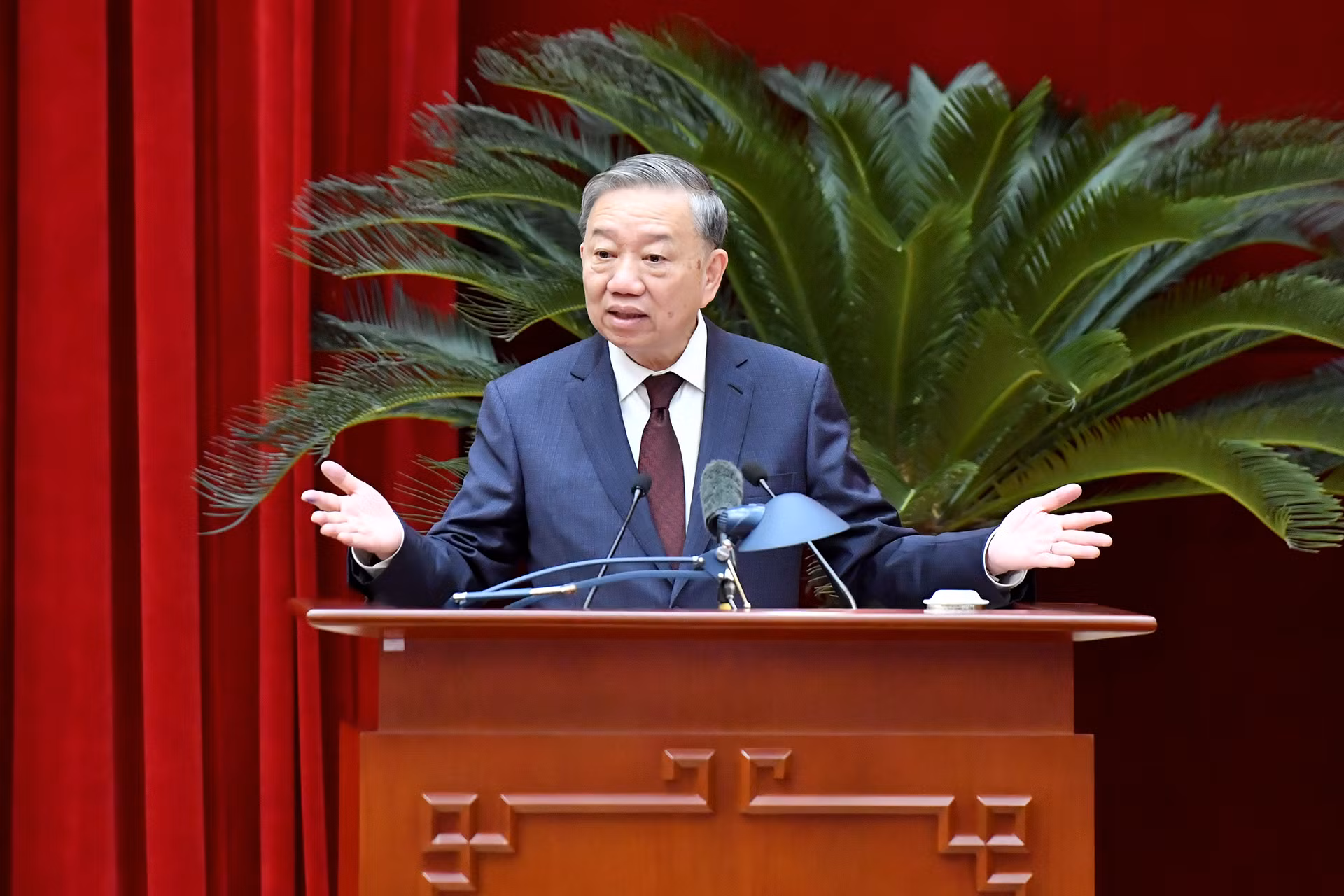 Tổng Bí thư Tô Lâm phát biểu chỉ đạo hội nghị.