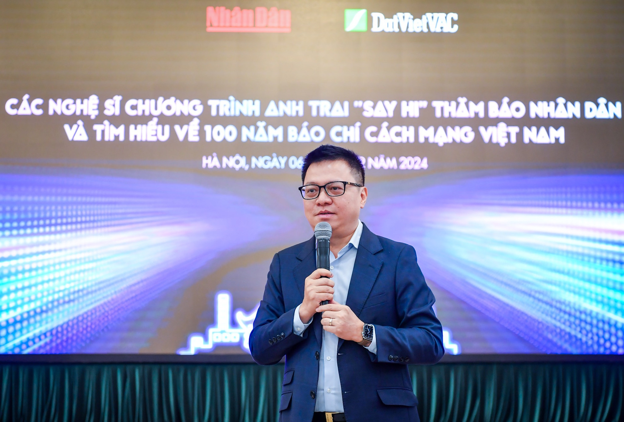 Đồng chí Lê Quốc Minh phát biểu tại buổi giao lưu.