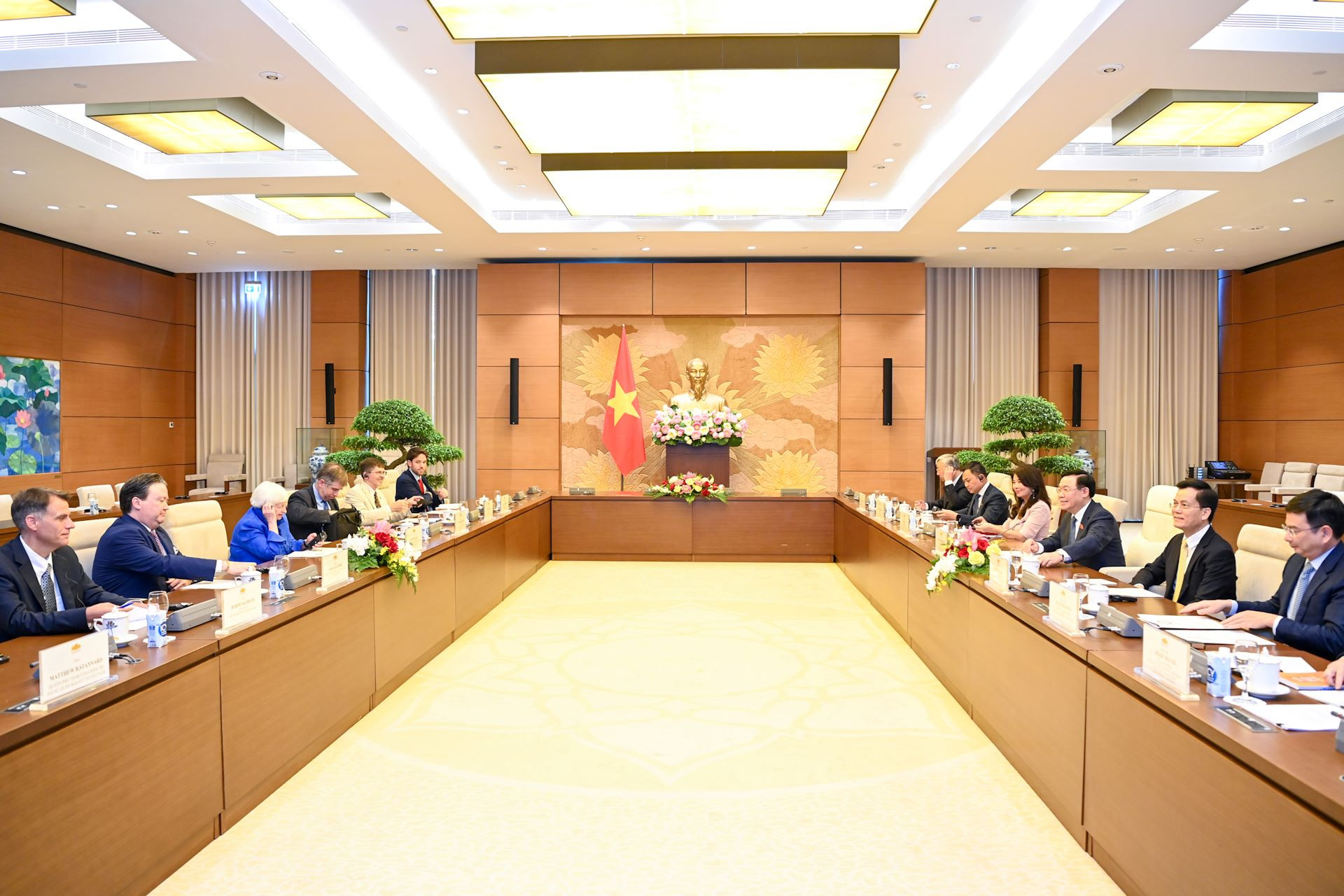 Quang cảnh buổi tiếp tại Nhà Quốc hội.