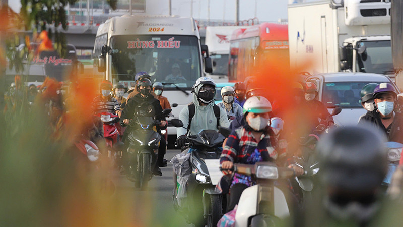 Về chiều hiện tượng ùn ứ nhẹ.