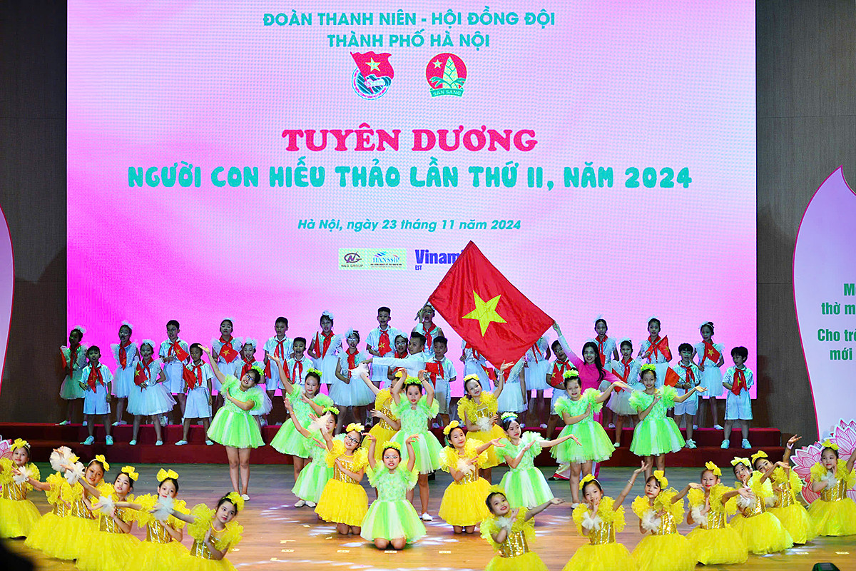 Các tiết mục văn nghệ tại Liên hoan.