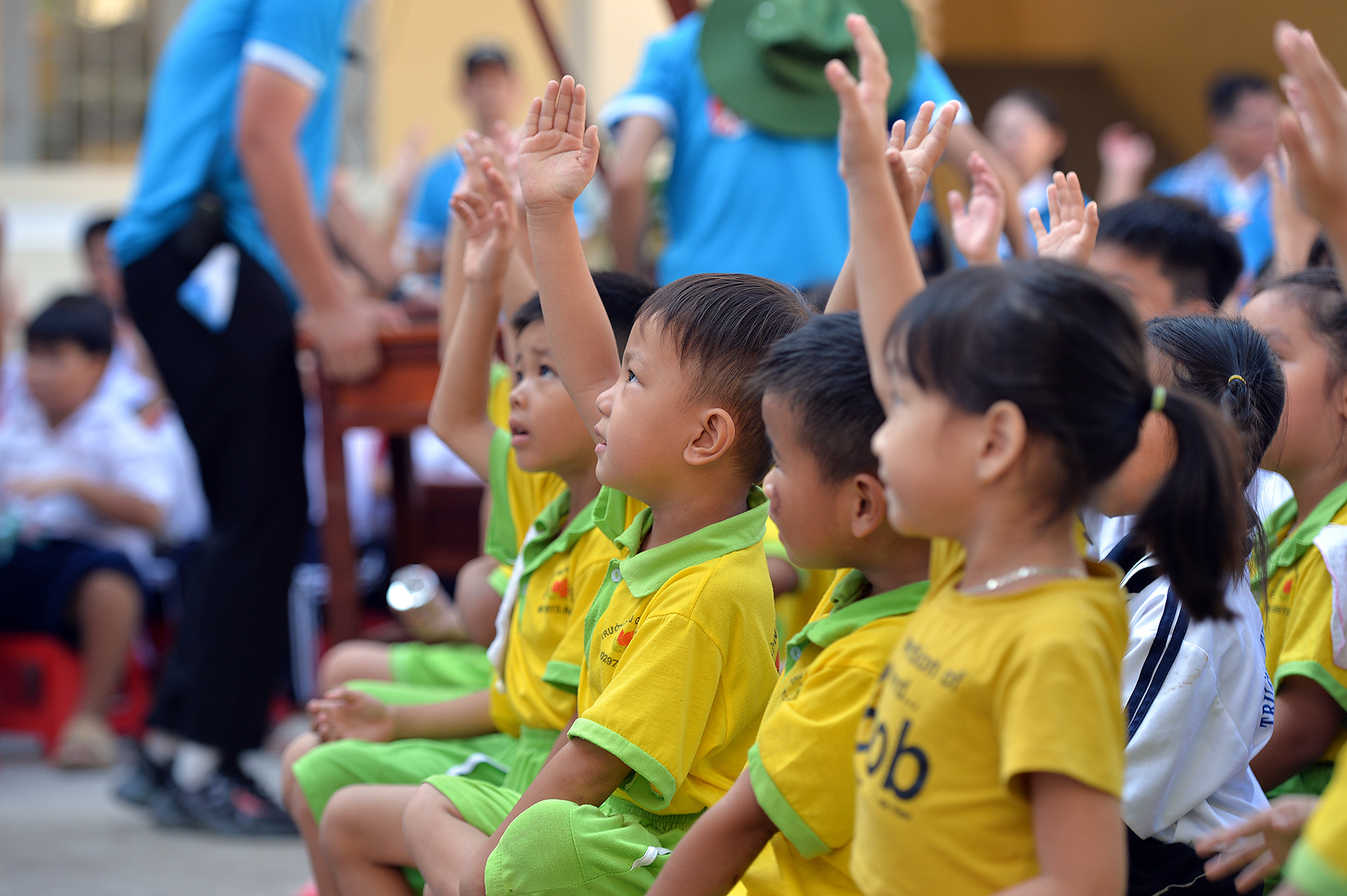 Đông đảo thiếu nhi tham gia chương trình.