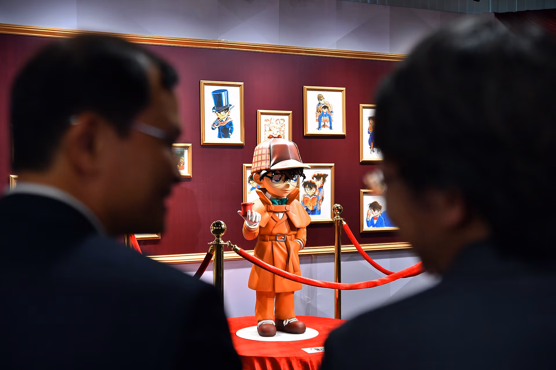 Tại Việt Nam, "Thám tử lừng danh Conan" được Nhà xuất bản Kim Đồng chính thức phát hành cách đây hơn 20 năm.