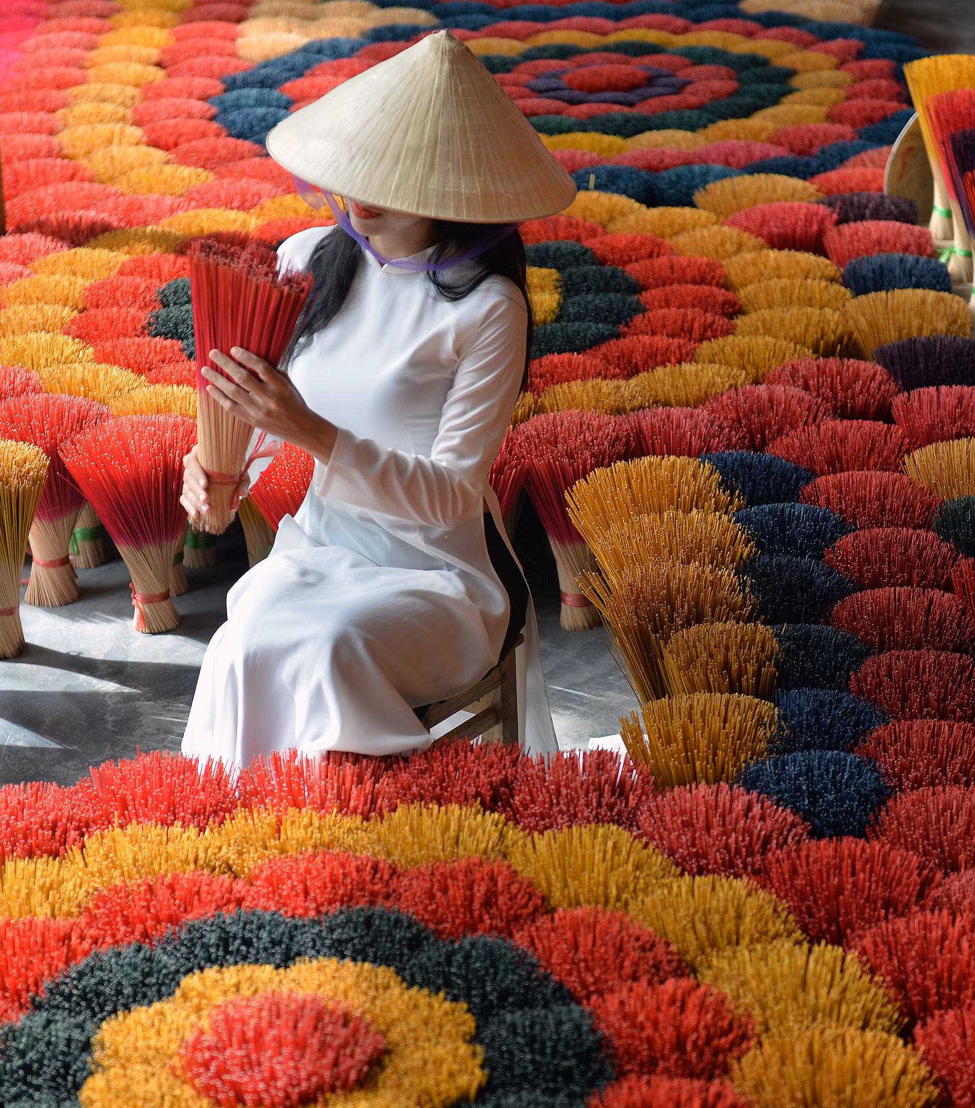 Từ nhiều năm nay, Thủy Xuân được du khách, nhất là các bạn trẻ, biết đến như một điểm dừng chân không thể bỏ qua mỗi khi có dịp đến thăm Cố đô Huế.