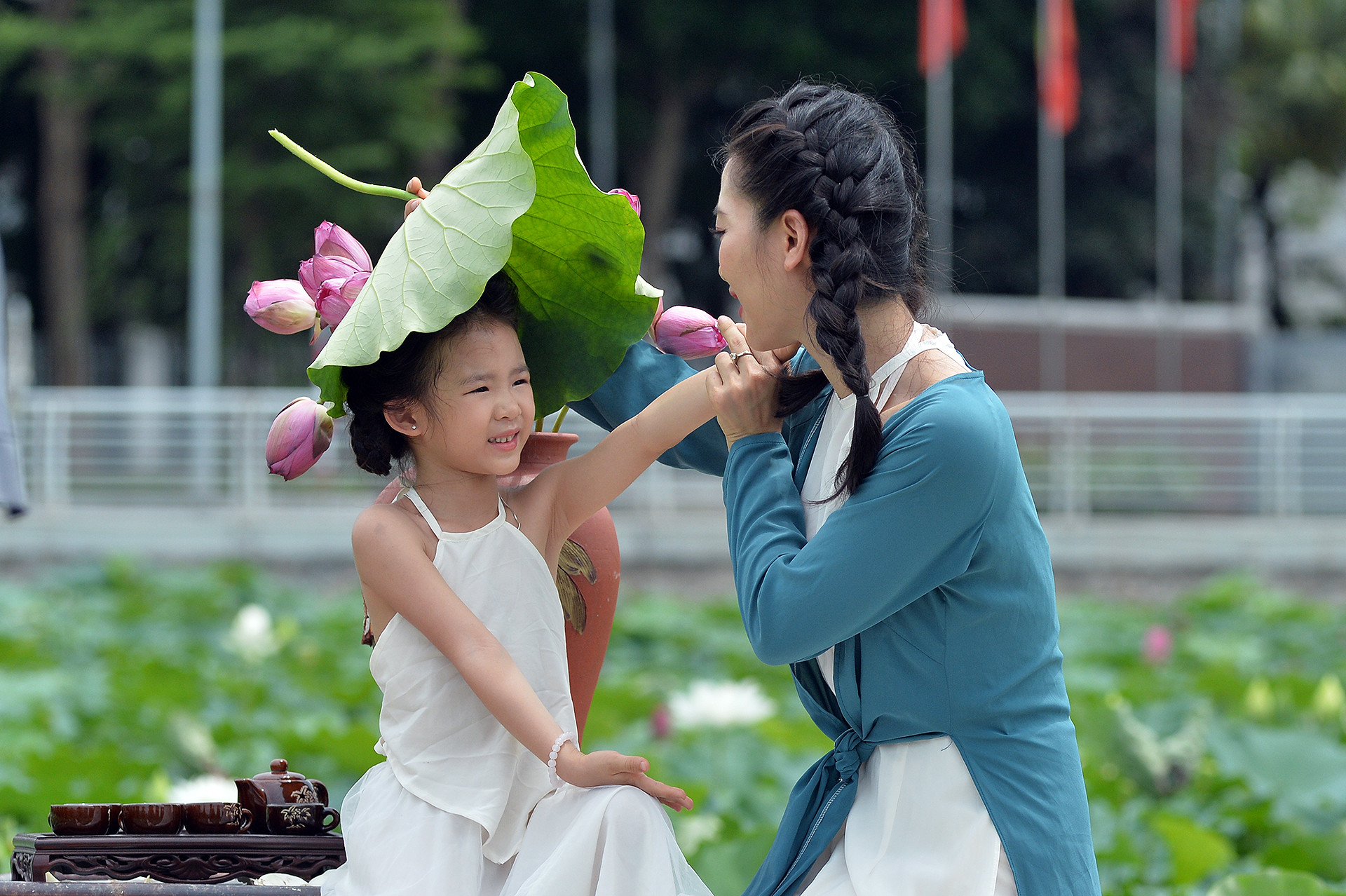 Những khoảng khắc đặc biệt này sẽ trở thành ký ức khó quên của bé Hà Linh và mẹ.