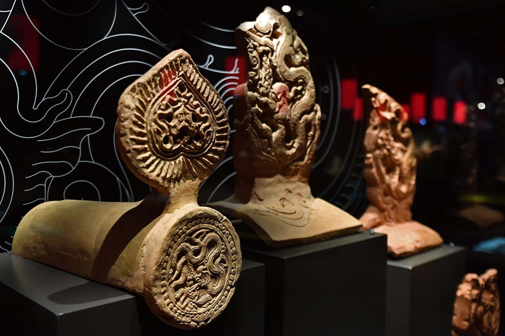 Cổ vật tại đây được khai quật vào các năm 2008, 2009 do Viện Khảo cổ học thực hiện. Cổ vật tại đây được khai quật vào các năm 2008, 2009 do Viện Khảo cổ học thực hiện.