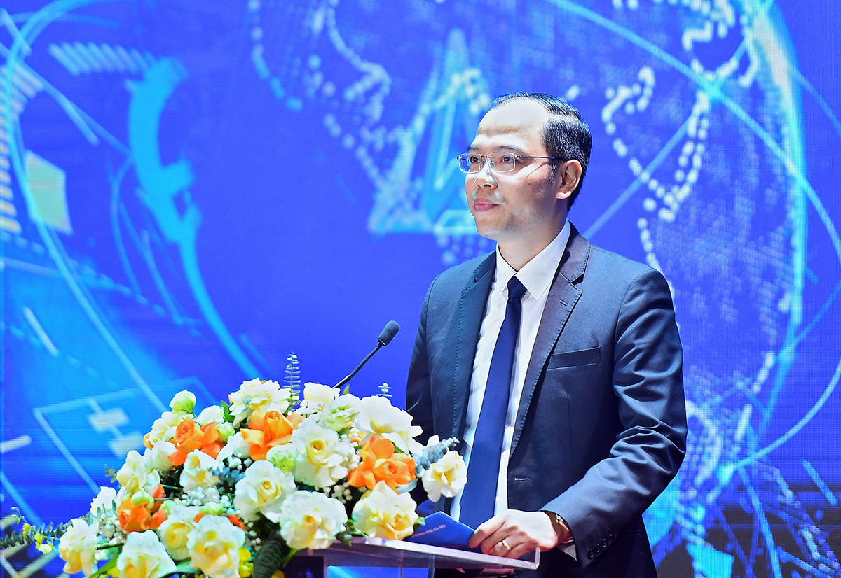 Đồng chí Nguyễn Tiến Hưng chia sẻ thông tin về Cuộc thi.