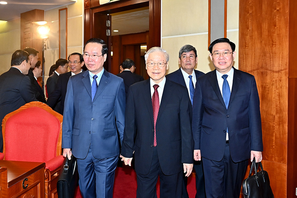 Tổng Bí thư Nguyễn Phú Trọng và các đồng chí lãnh đạo Đảng, Nhà nước cùng các đại biểu dự khai mạc hội nghị.