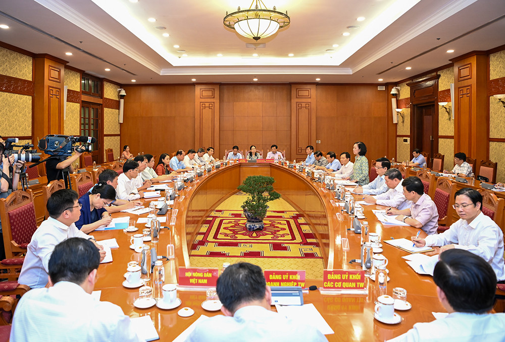 Quang cảnh hội nghị tại Trụ sở Trung ương Đảng.